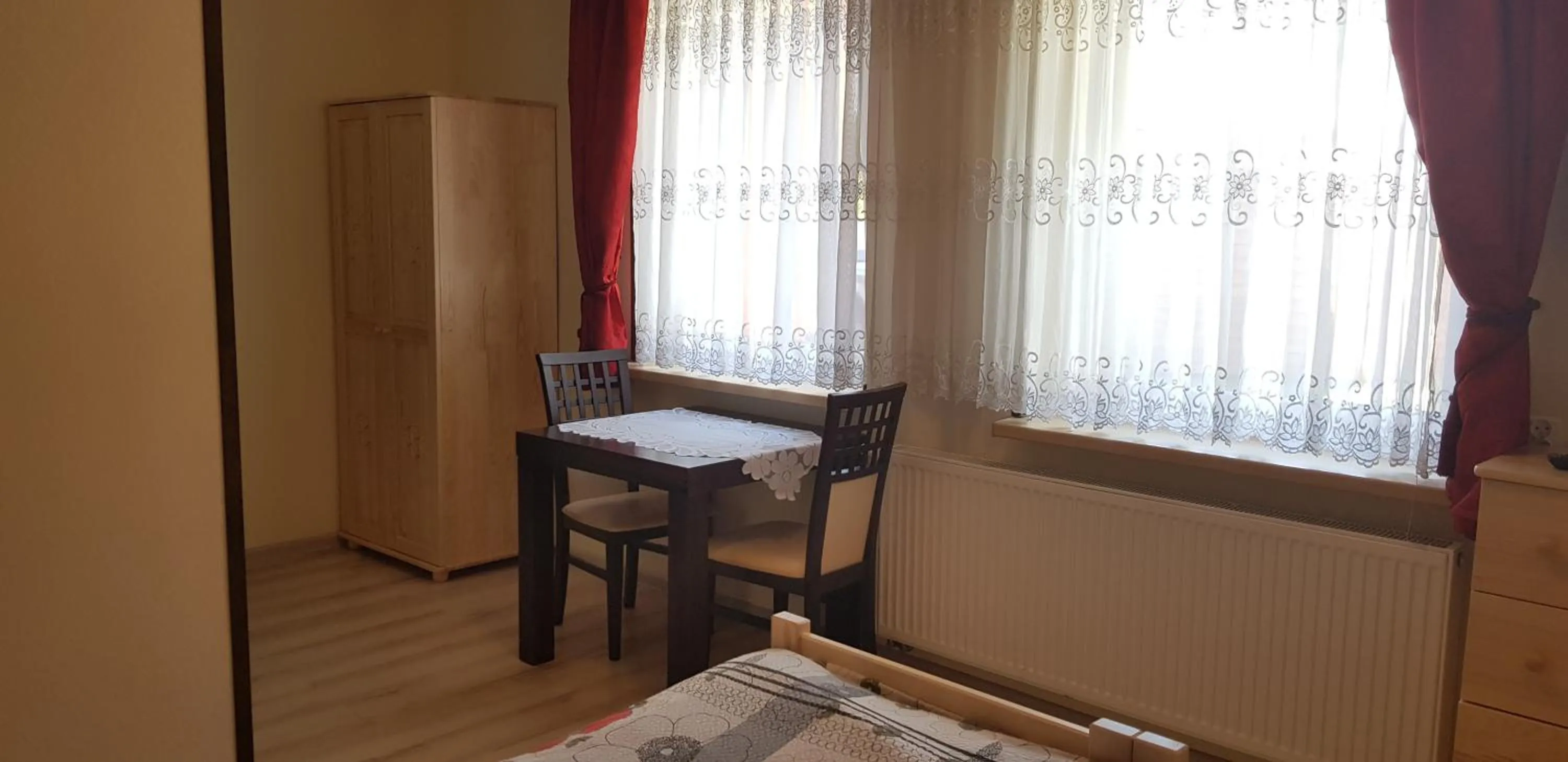 Gosciniec Pod Brzegiem