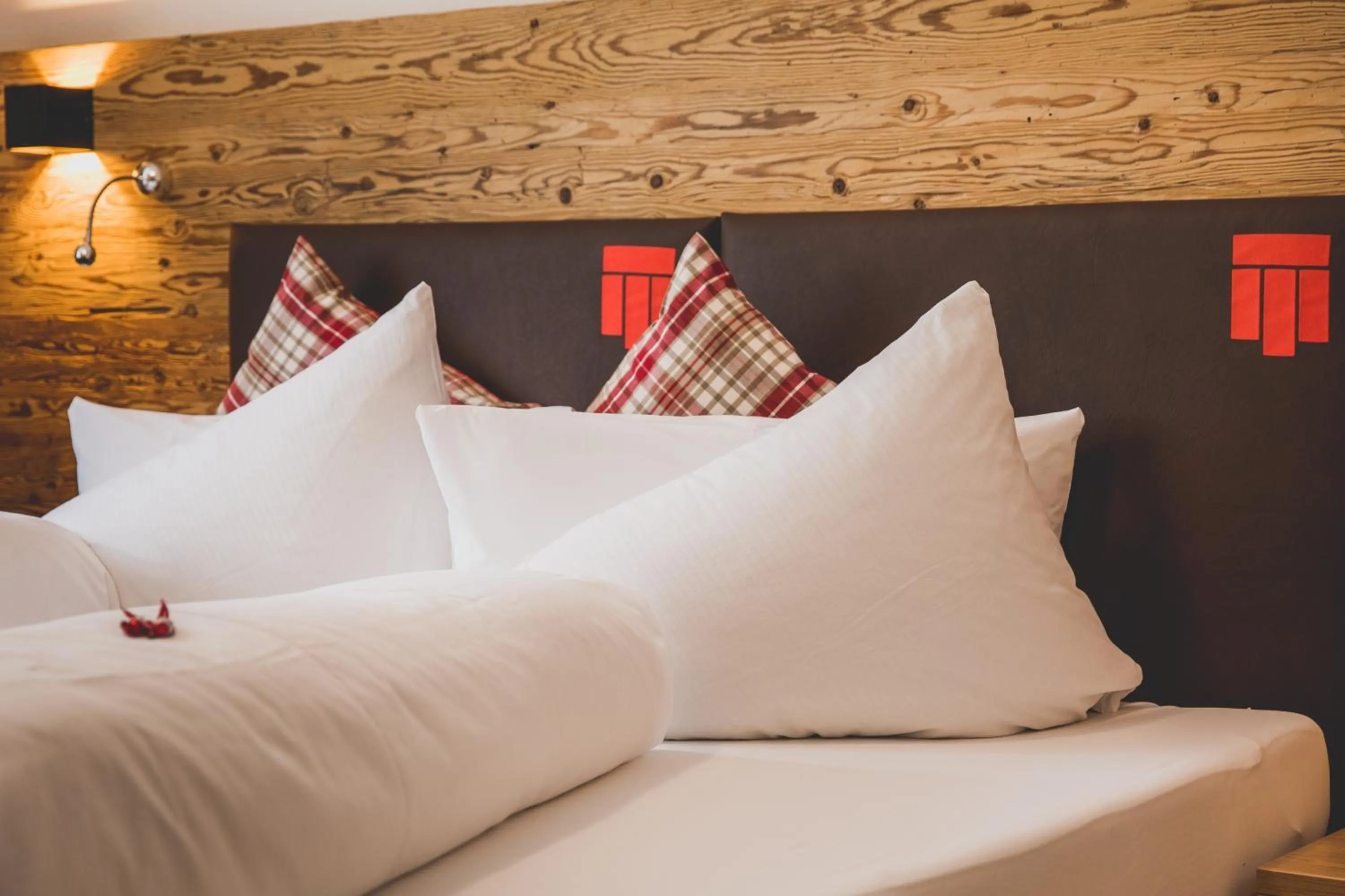 Photo of the whole room, Bed in Hotel Montfort