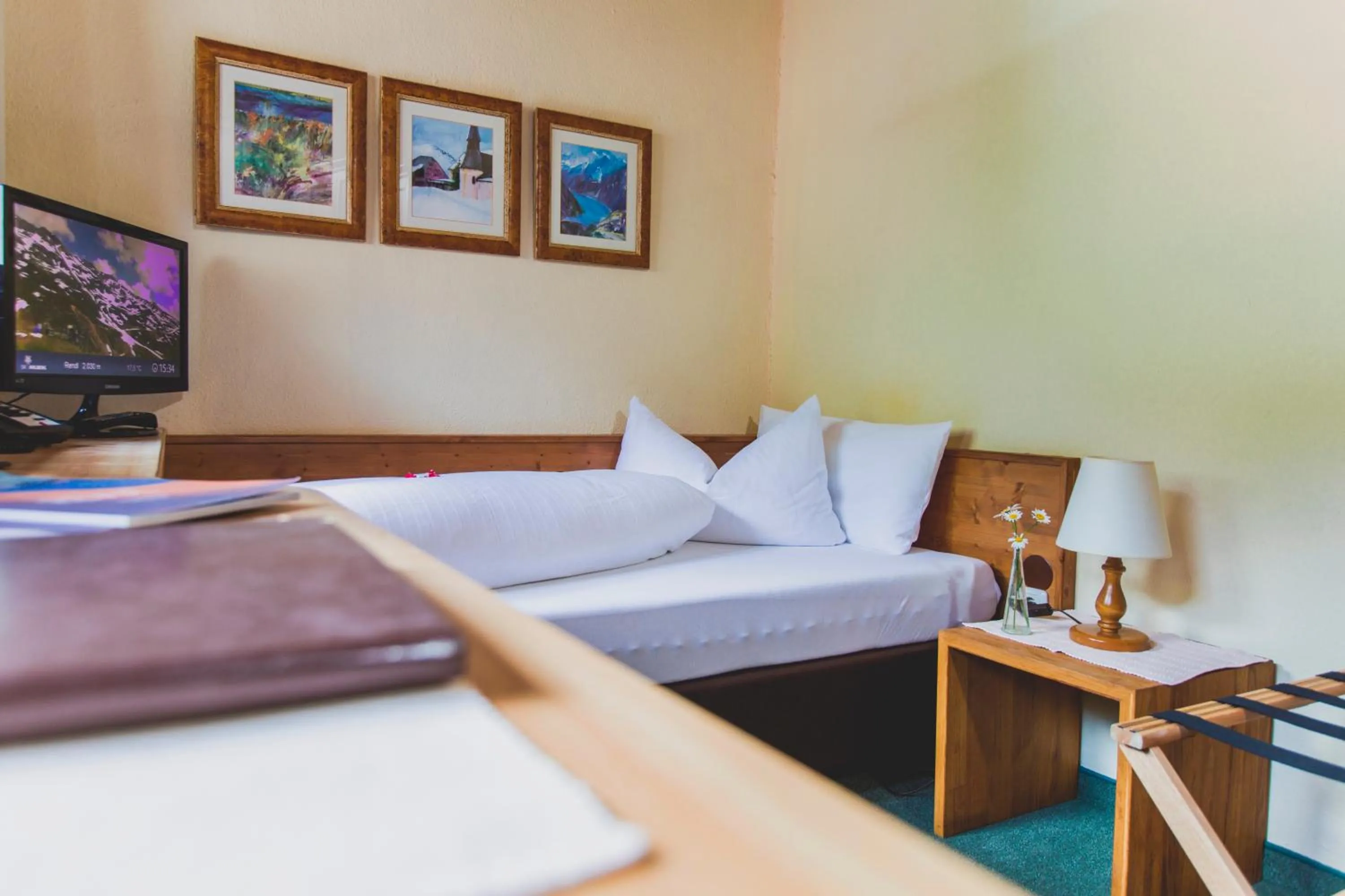 Bed in Hotel Montfort