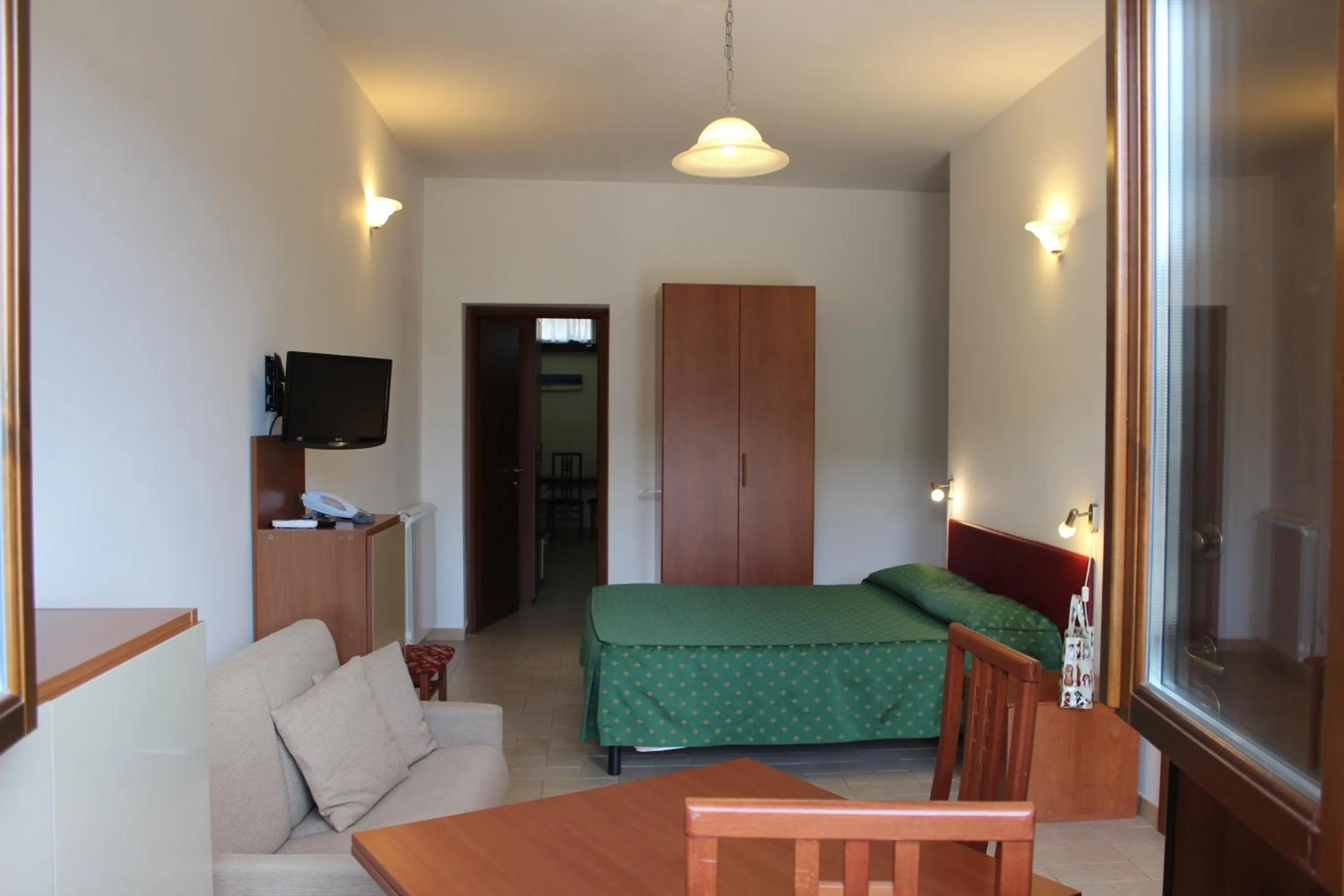 Living room, Bed in Il Casaletto Dei Ludi