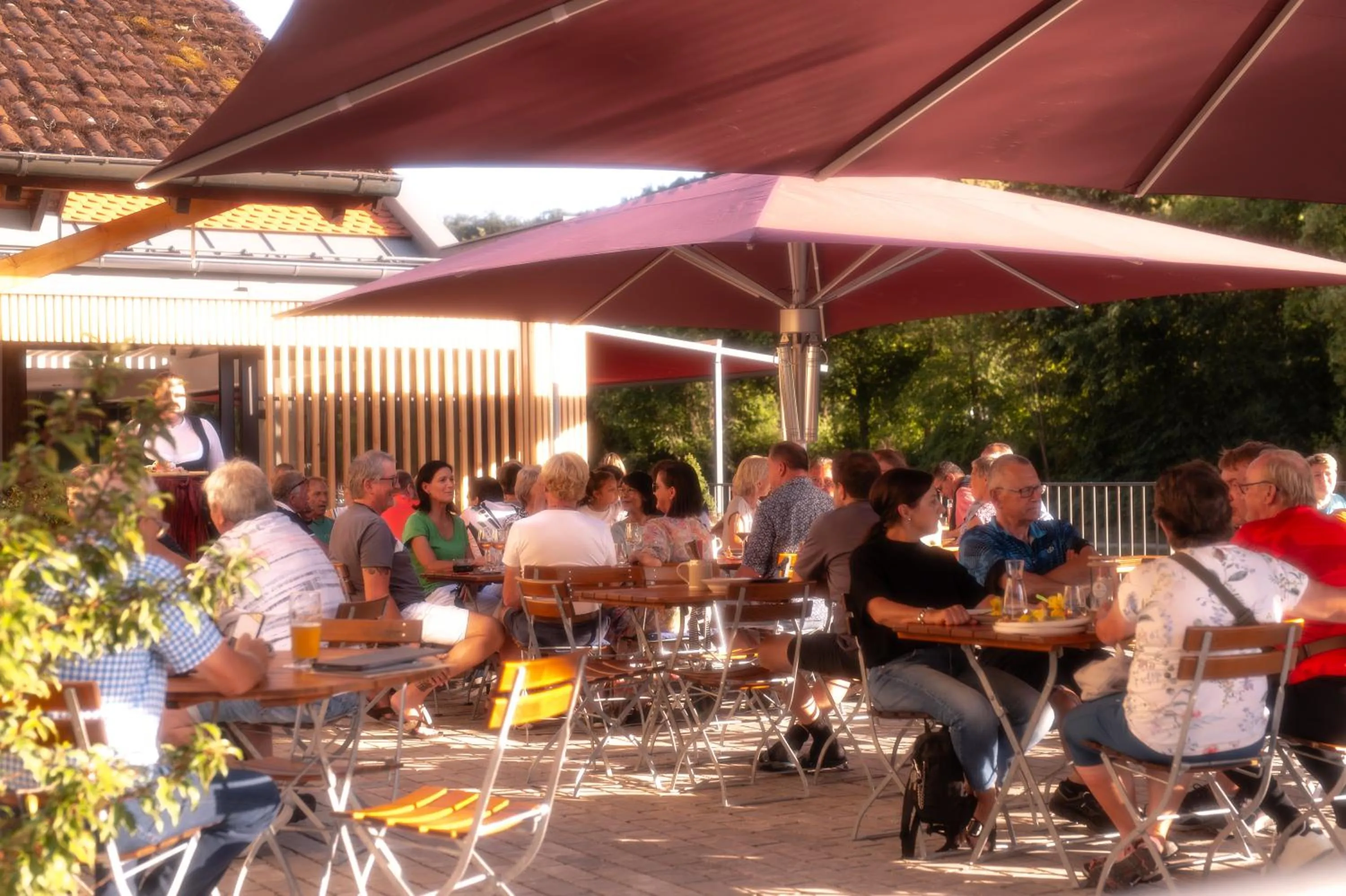 Restaurant/places to eat in Landhotel - Hotel & Brauereigasthof Schneider