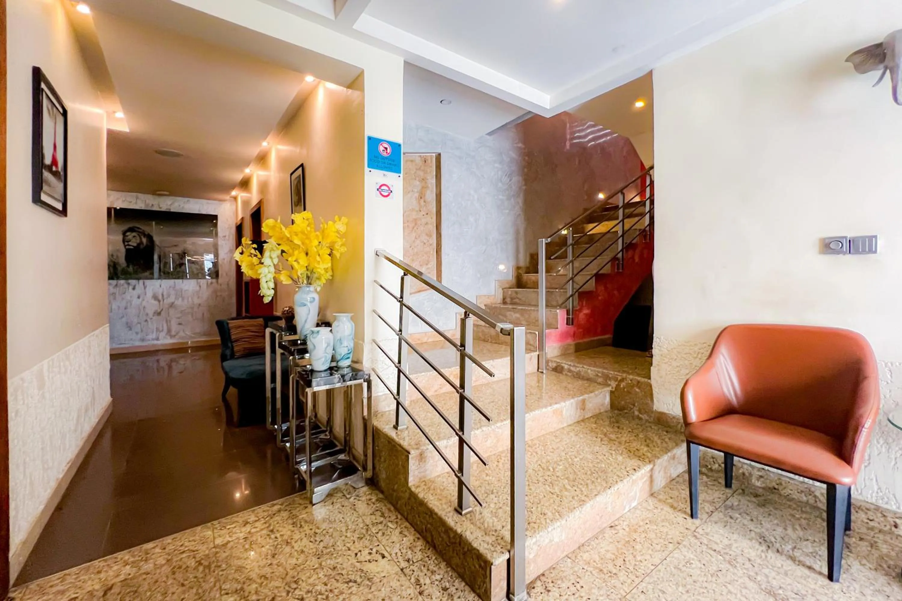 Lobby or reception in Box Residence Hotel