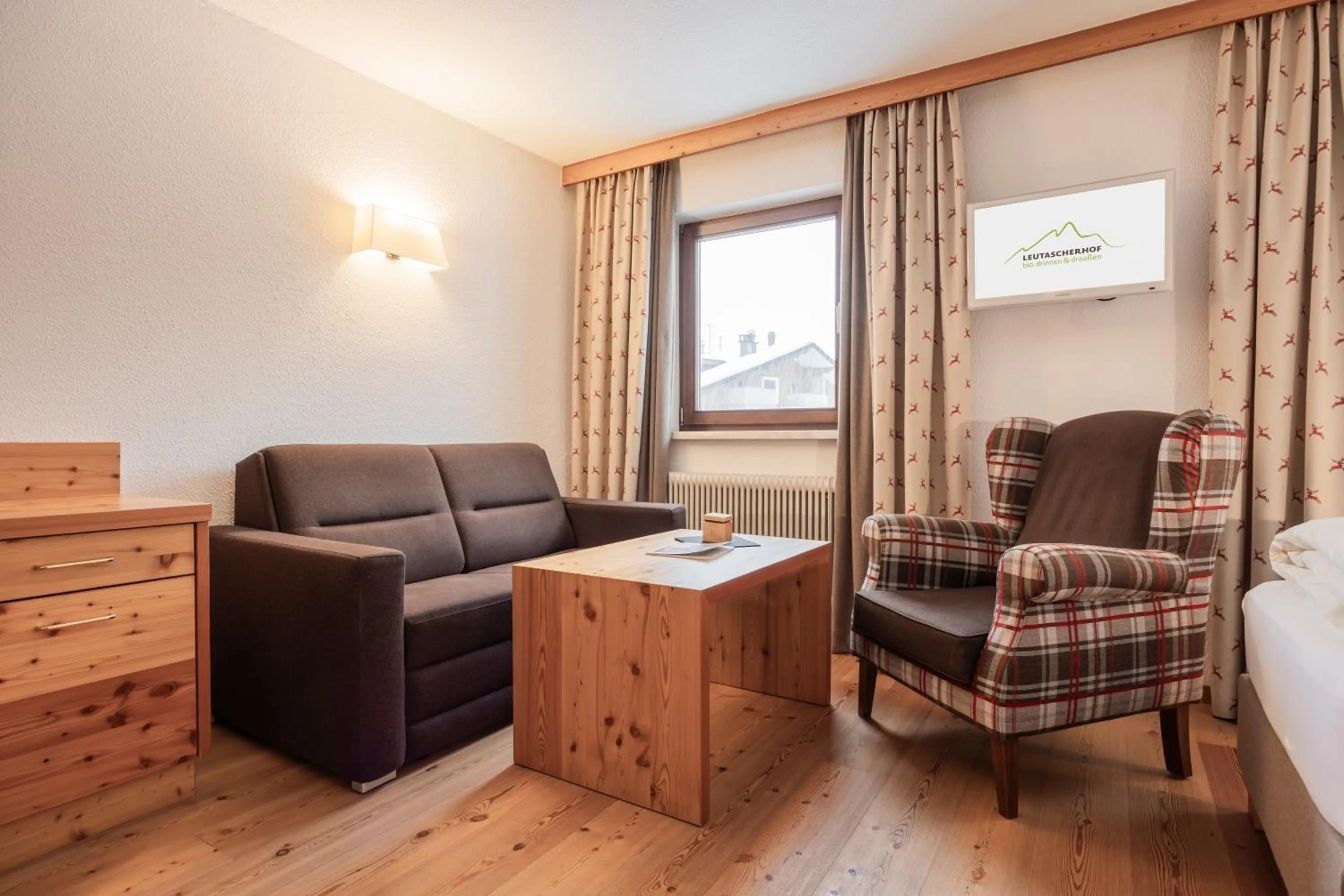 Seating area in Biohotel Leutascherhof