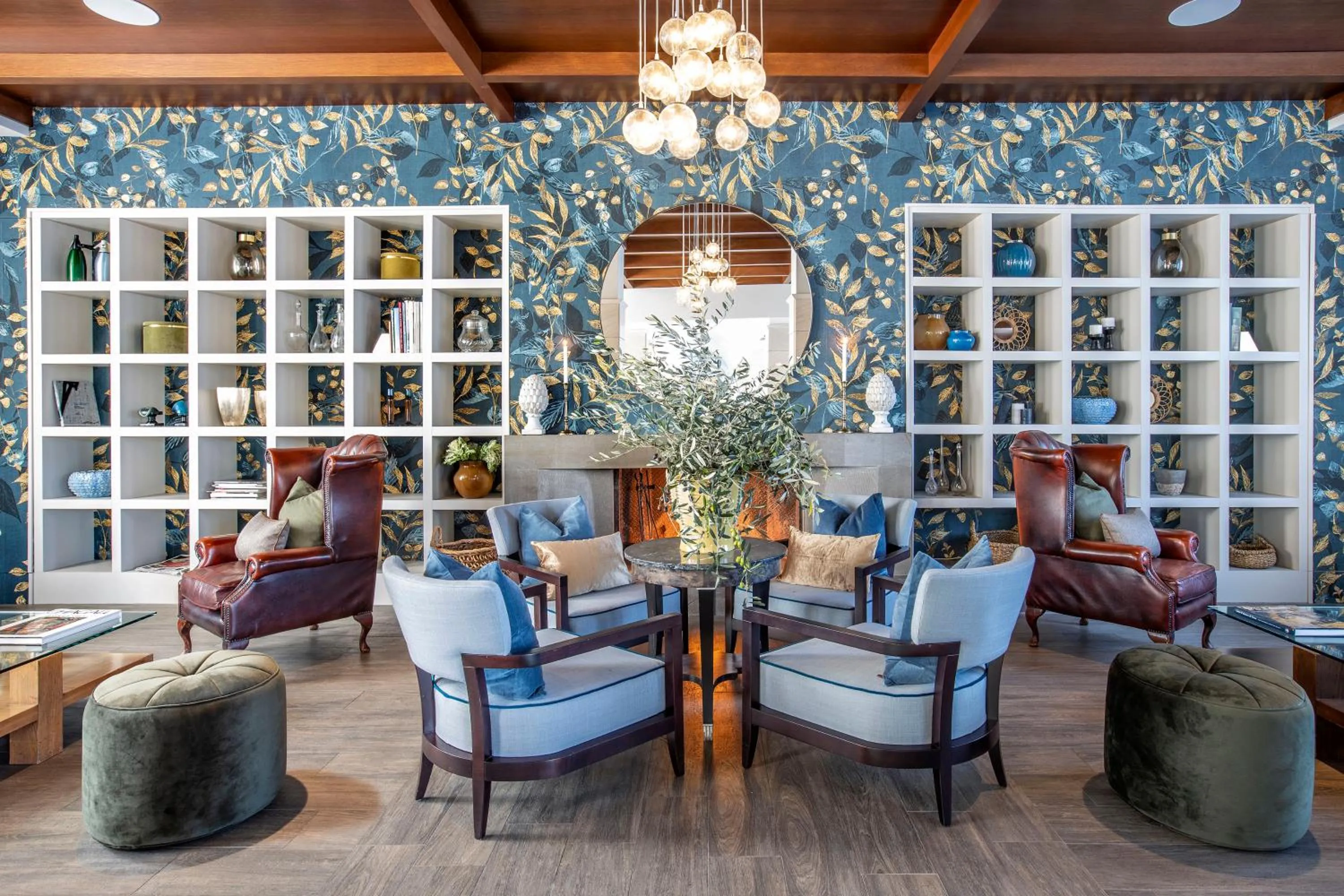 Lounge or bar in Terme di Saturnia Natural Spa & Golf Resort - The Leading Hotels of the World