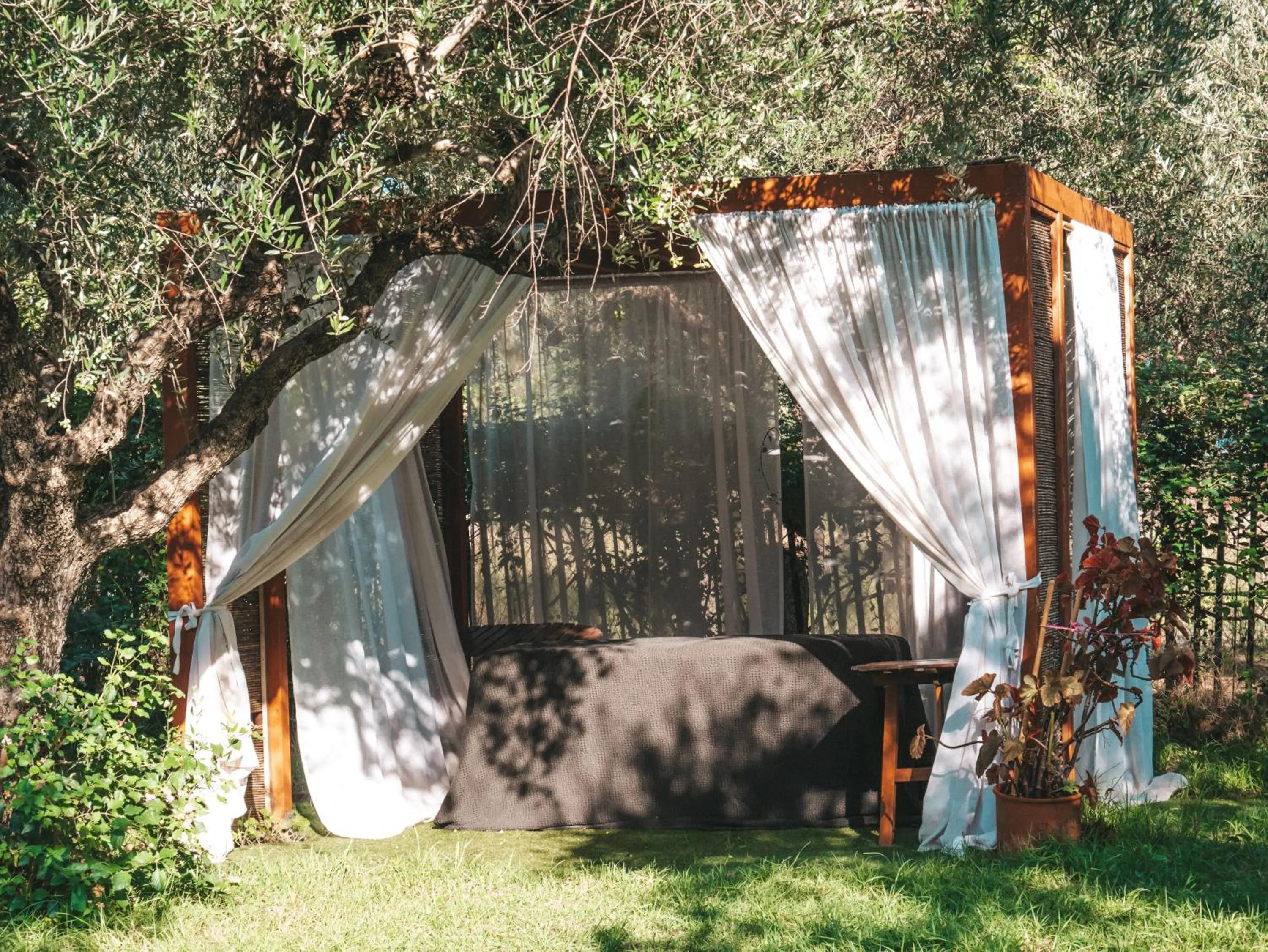 Massage in Castelli Hotel-Adults Only