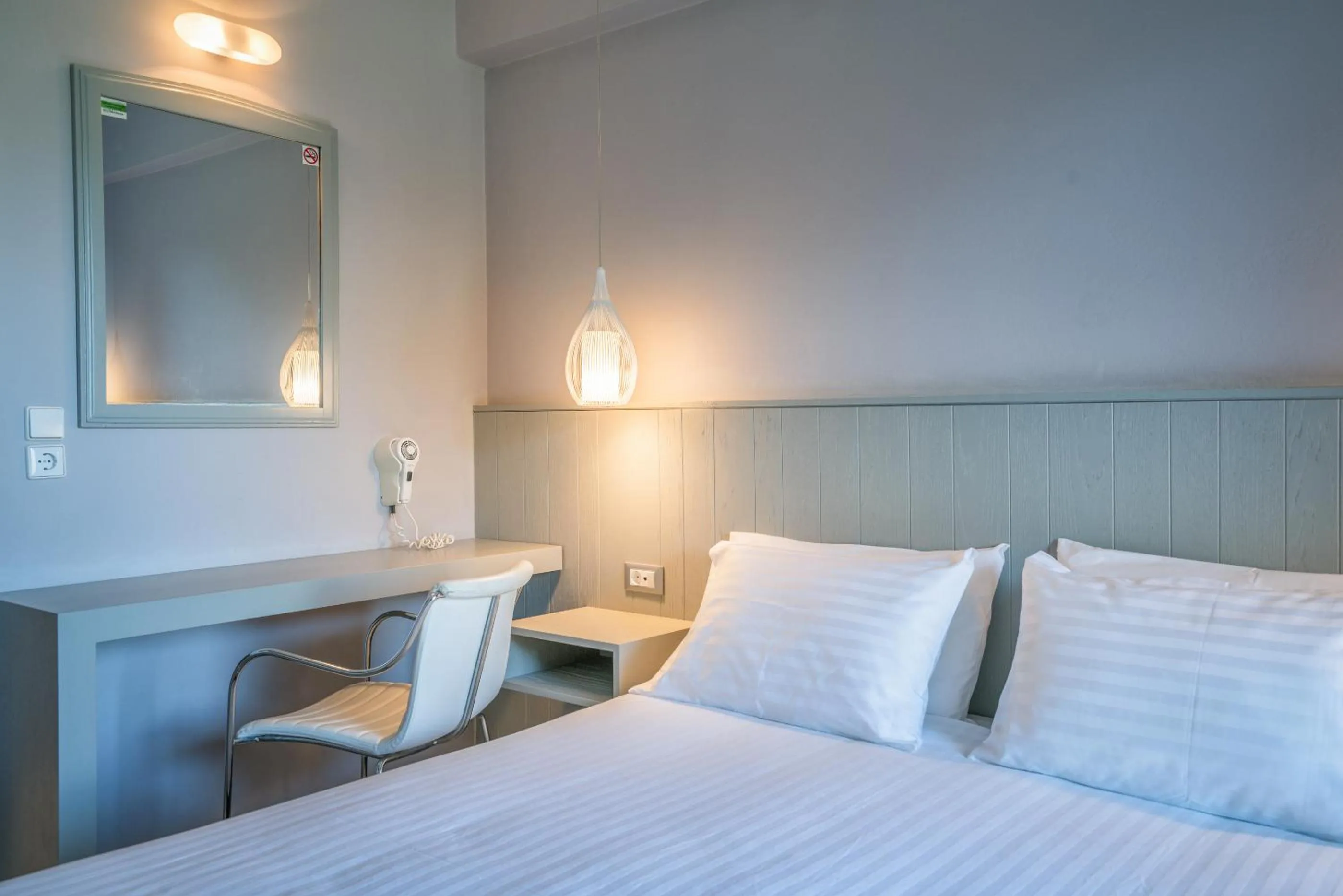 Photo of the whole room, Bed in Castelli Hotel-Adults Only