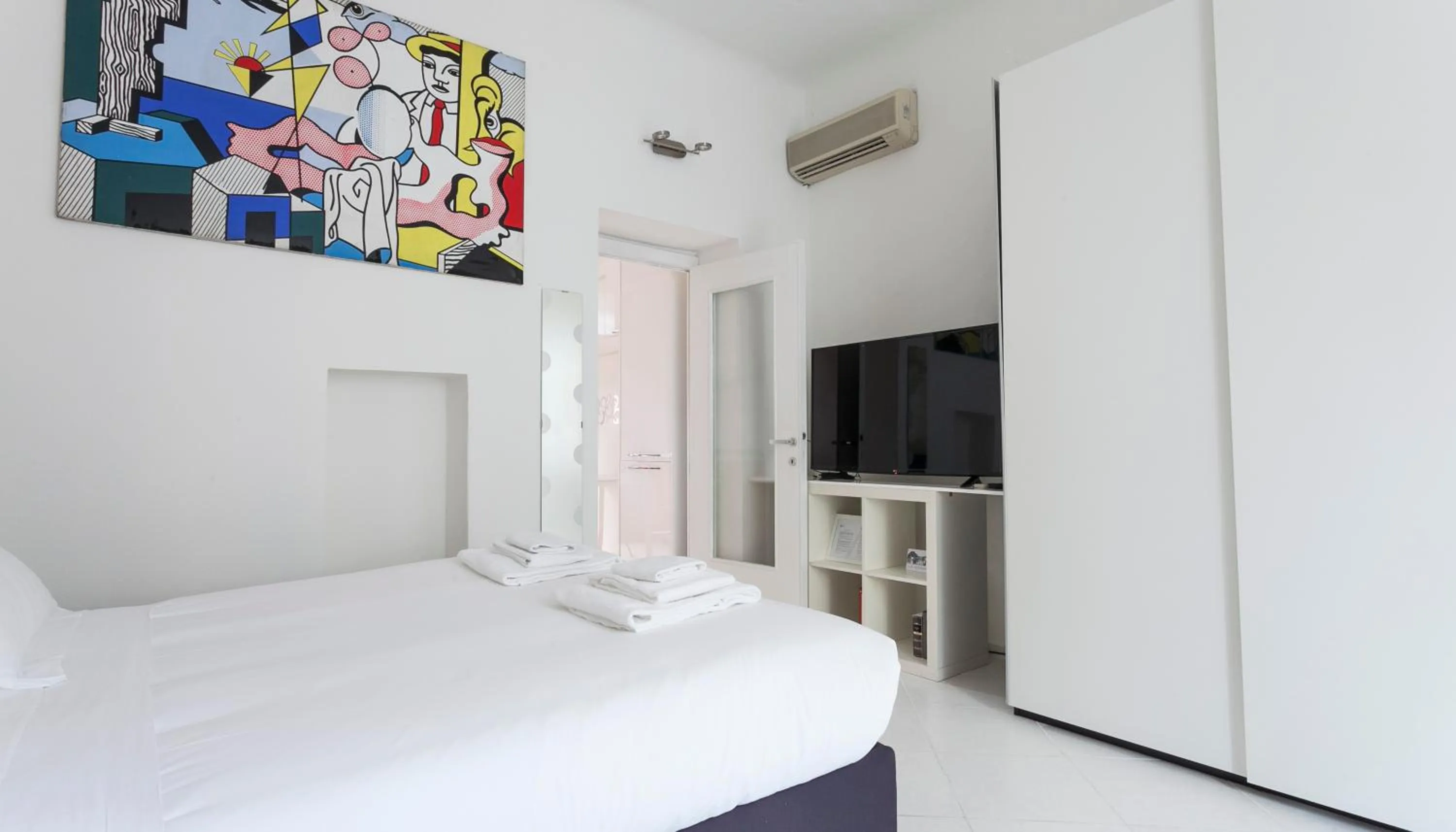 TV and multimedia, Bed in Italianway Easy - Lambertenghi 3