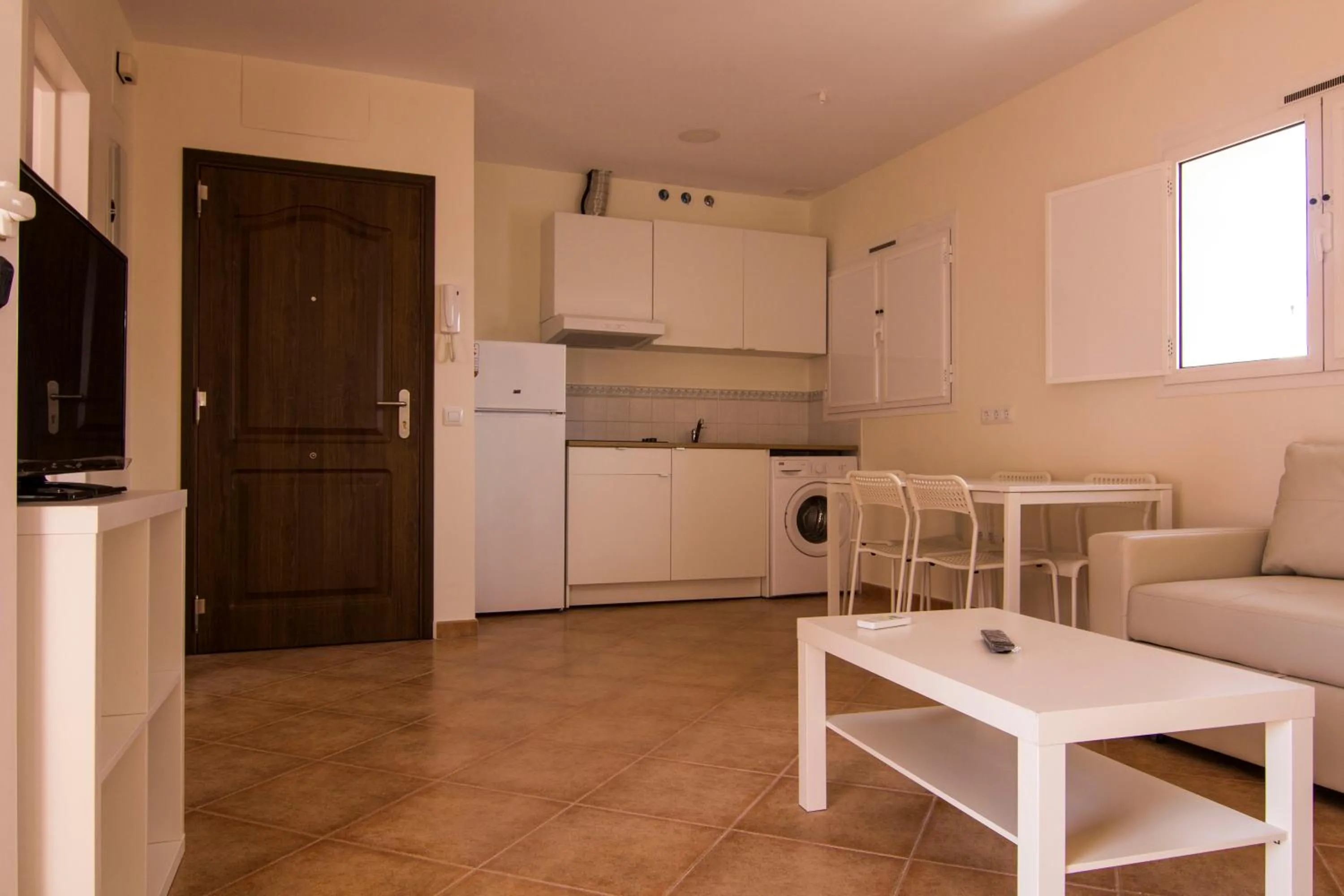 Kitchen or kitchenette in Apartamentos Centro 2 el Puerto