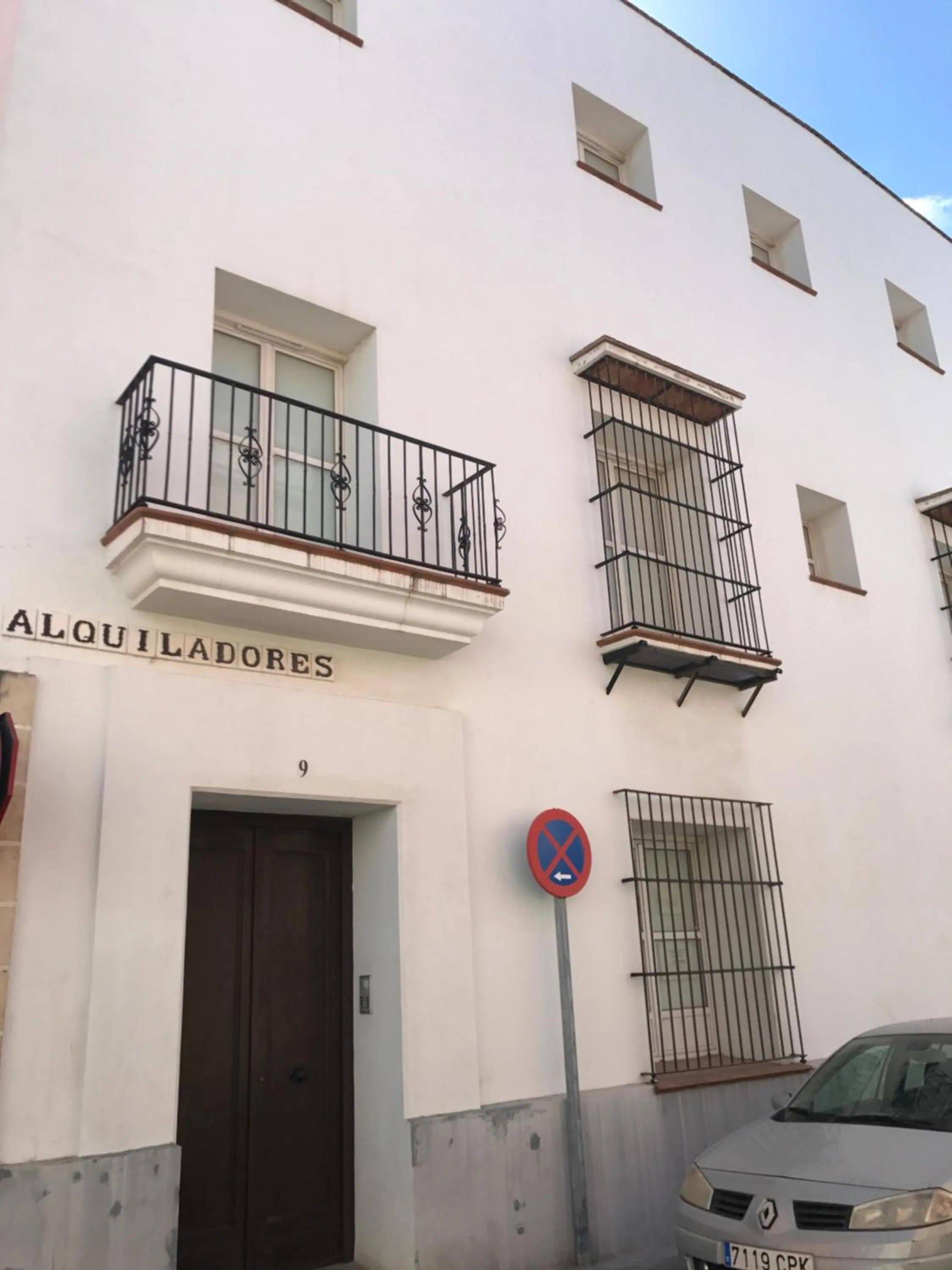 Facade/entrance in Apartamentos Centro 2 el Puerto