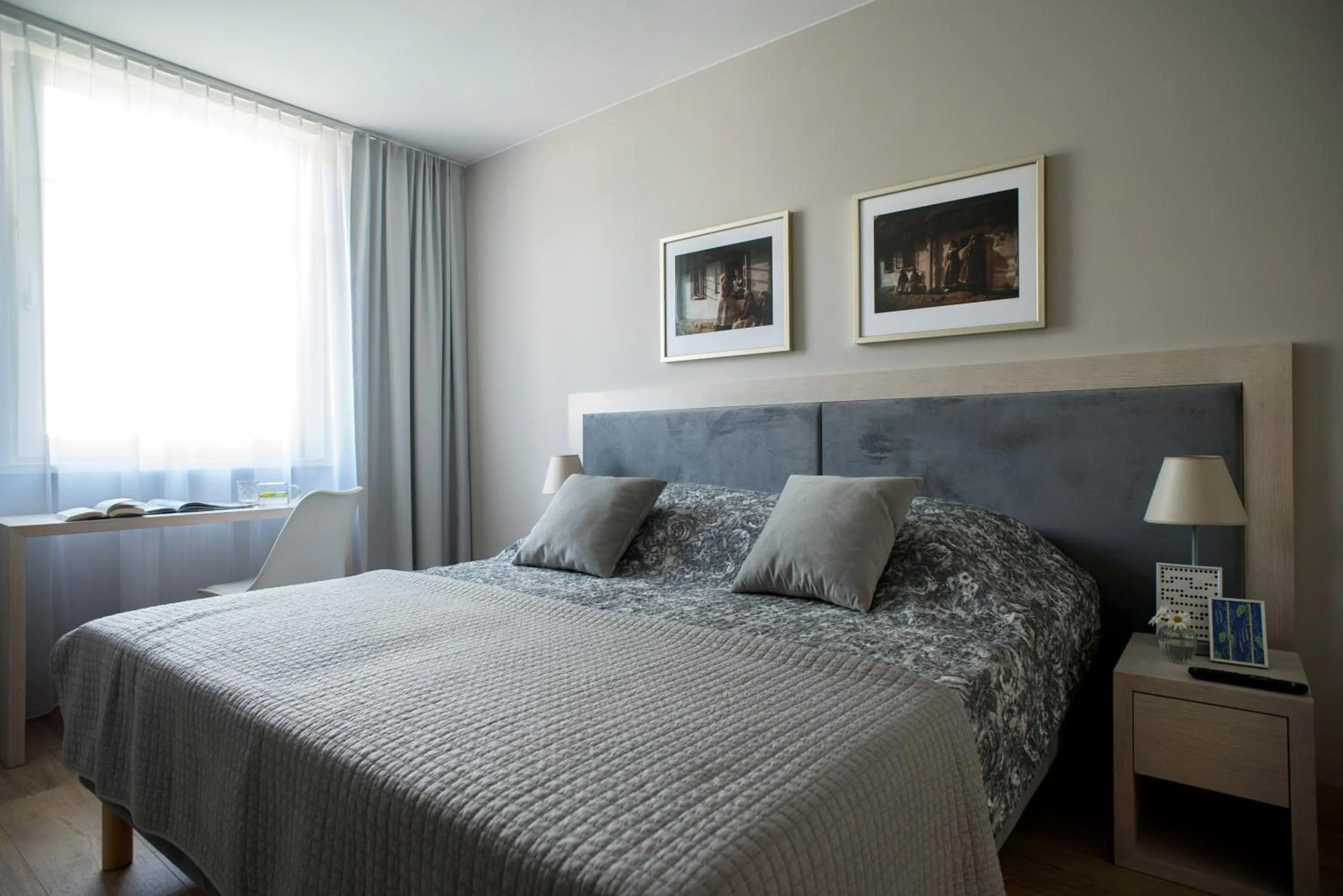 Bed in Belle Epoque Residence