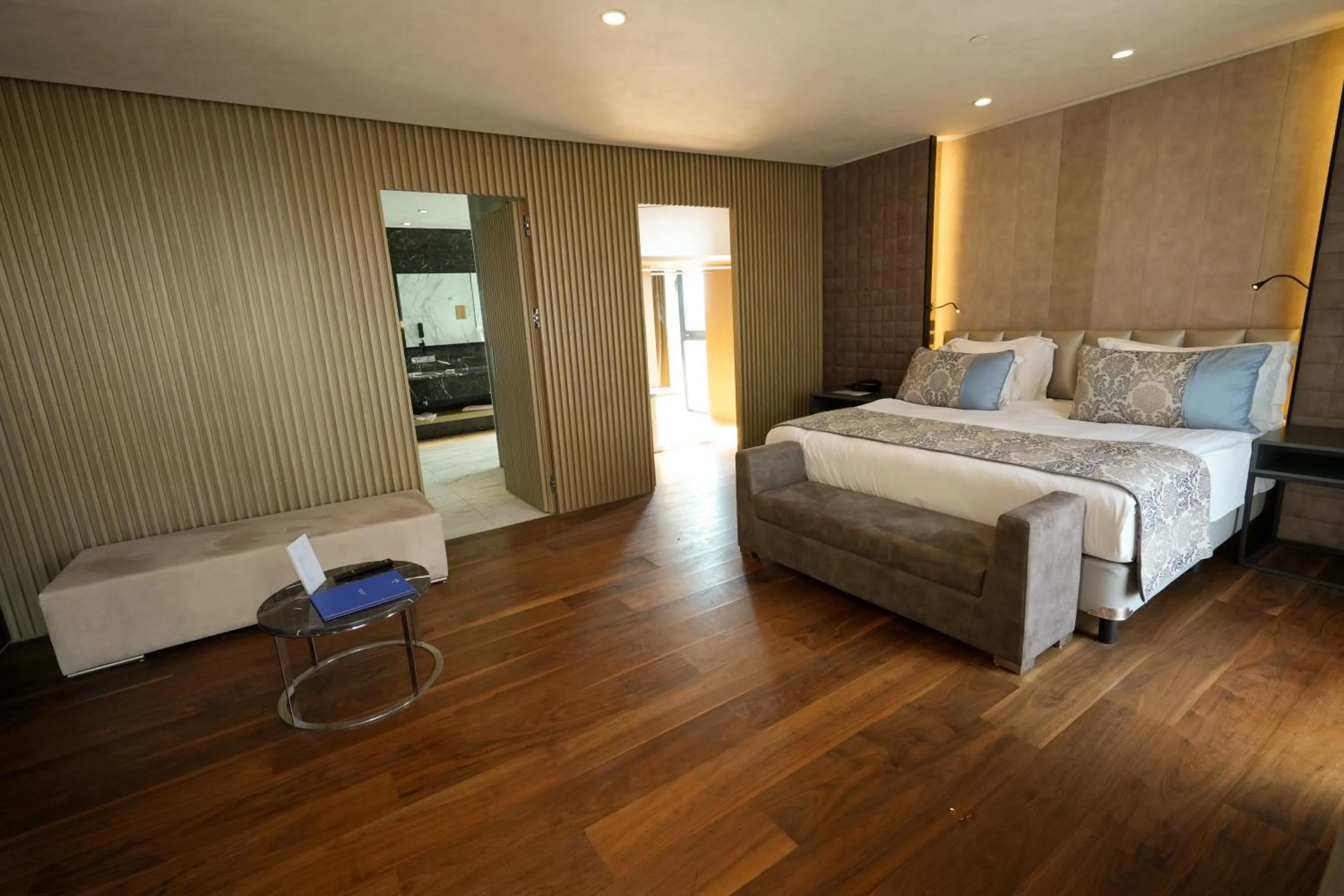 Bedroom, Bed in Dedeman Cizre Hotel