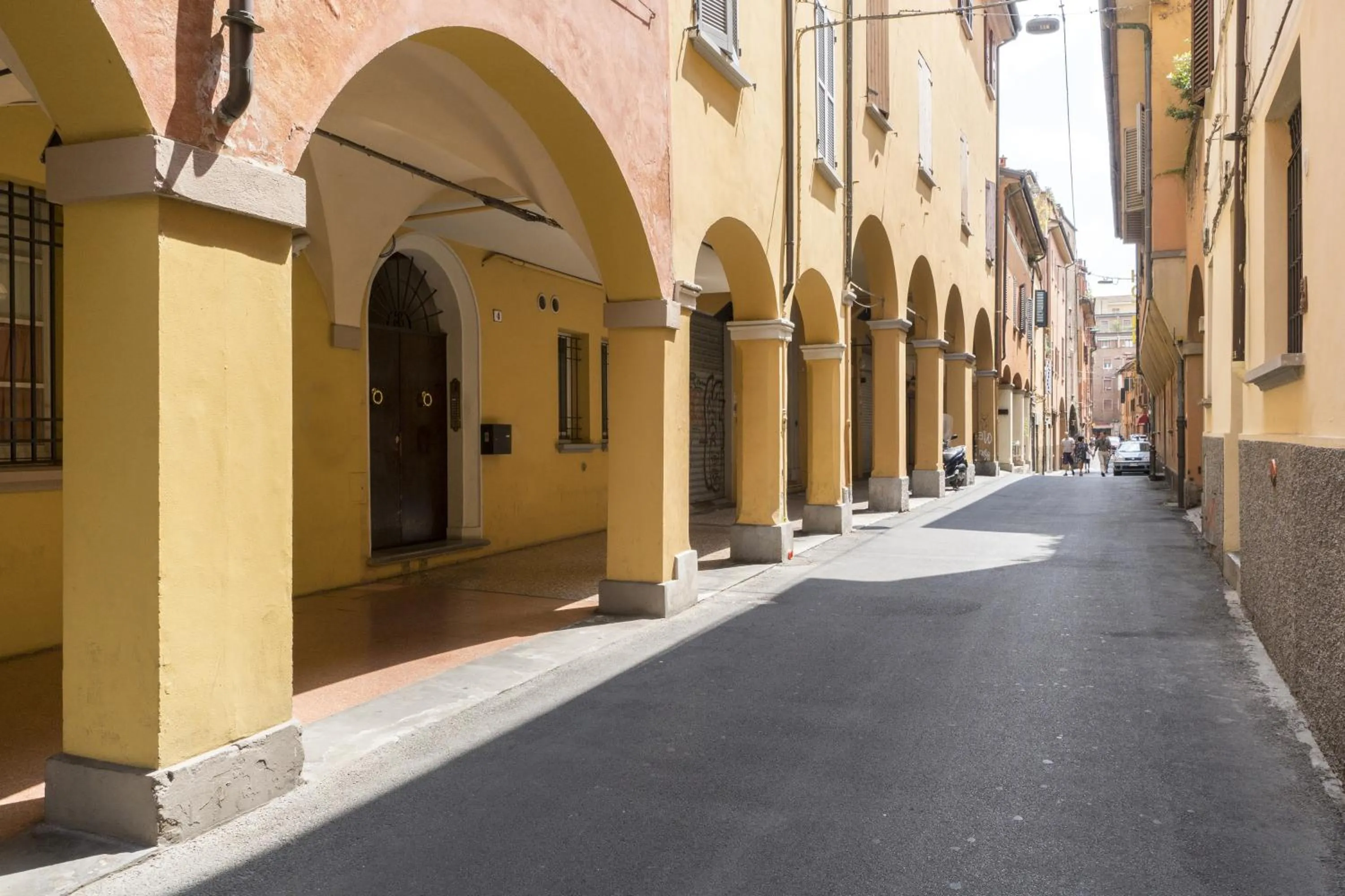 Facade/entrance in Bertiera House by Studio Vita