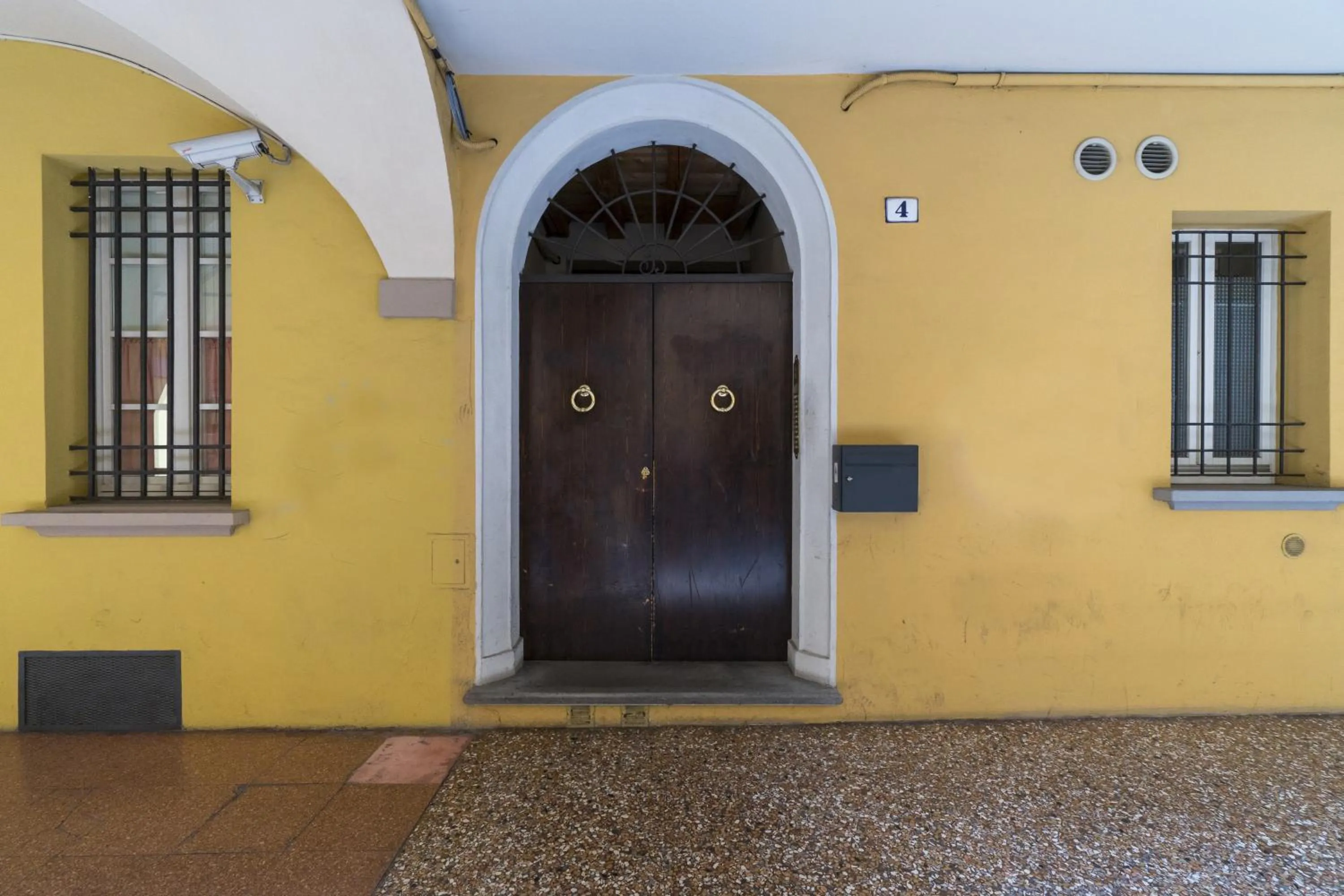 Facade/entrance in Bertiera House by Studio Vita