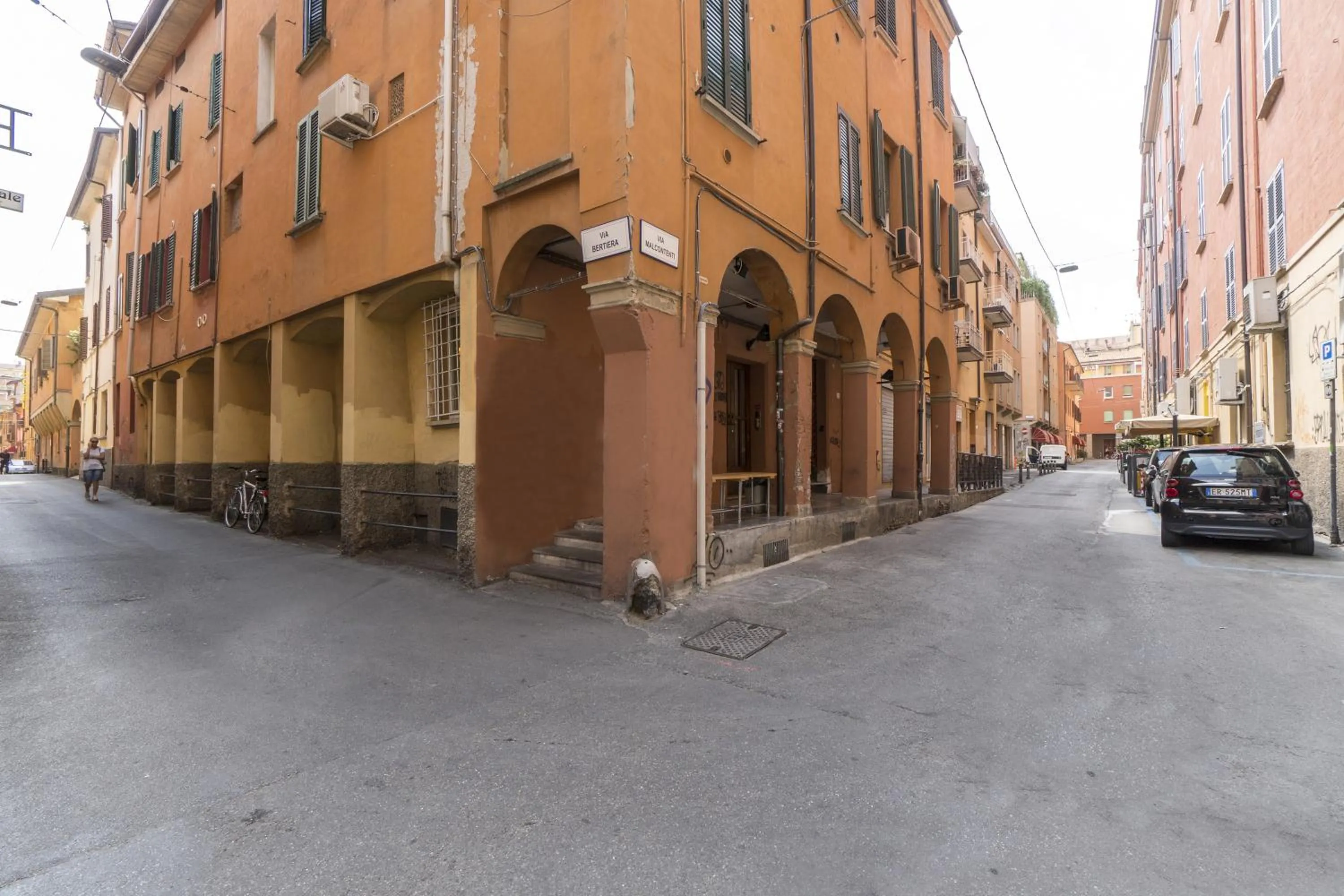 Property building in Bertiera House by Studio Vita