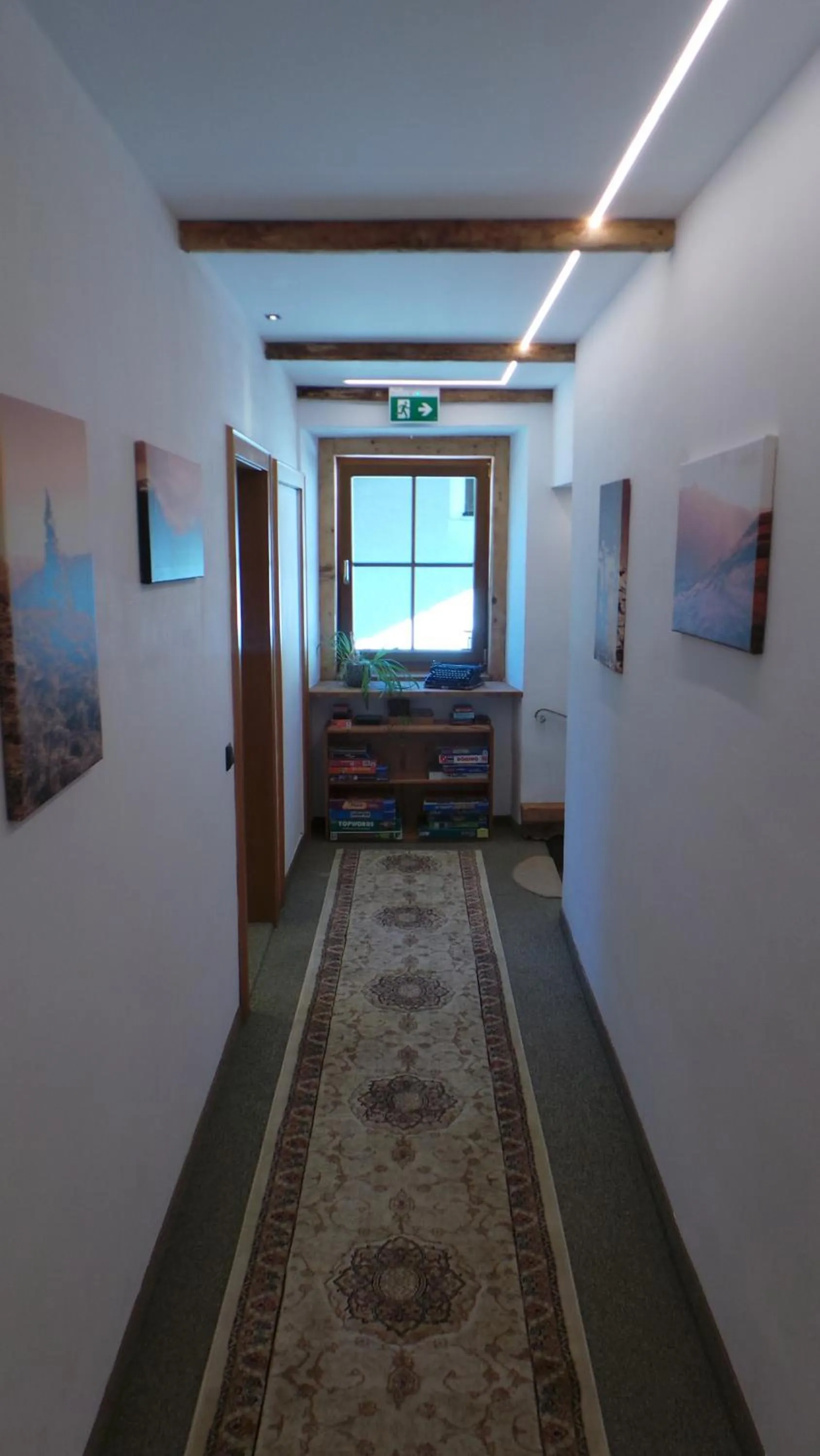 Facade/entrance in Haus Groder