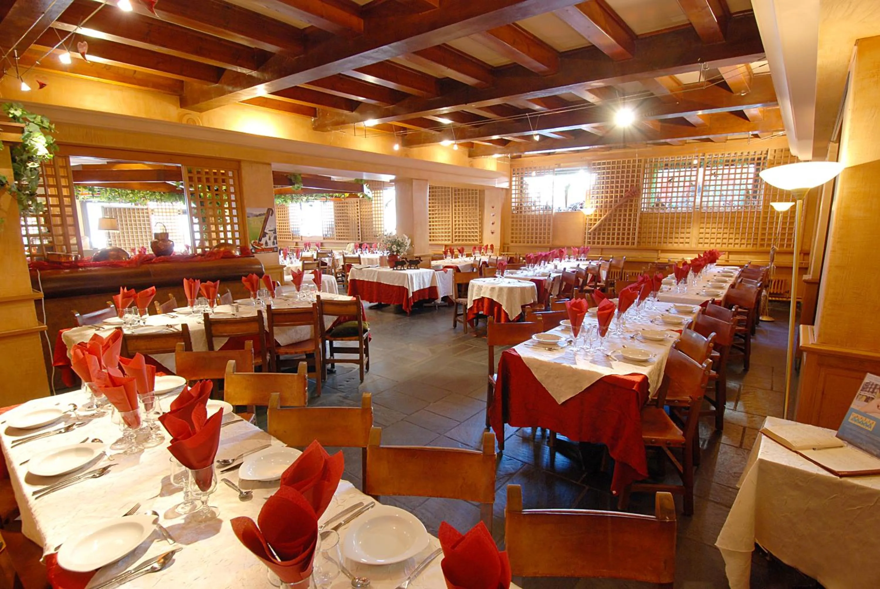 Restaurant/places to eat in Carlit