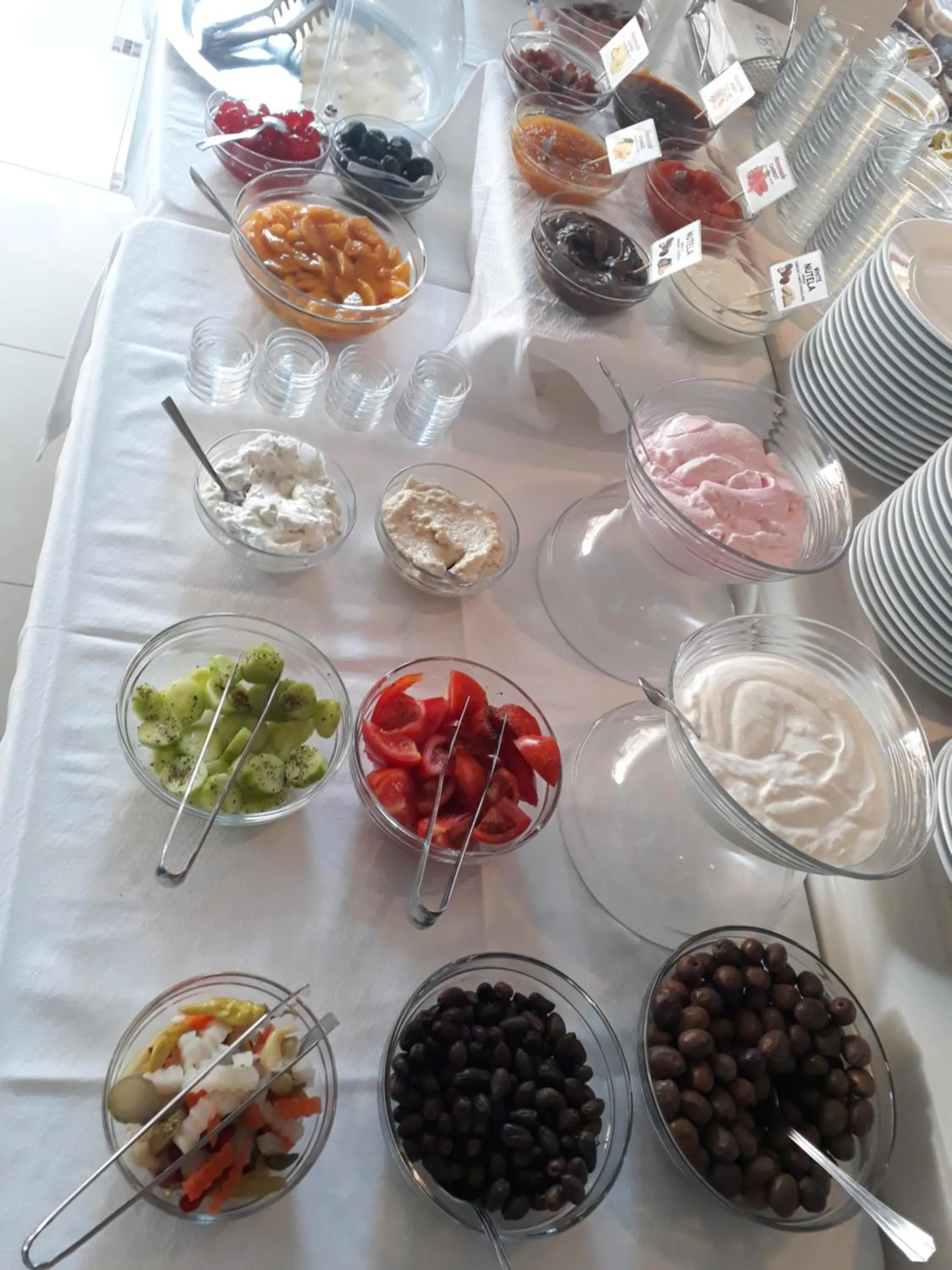 Food in Rg Status Hotel