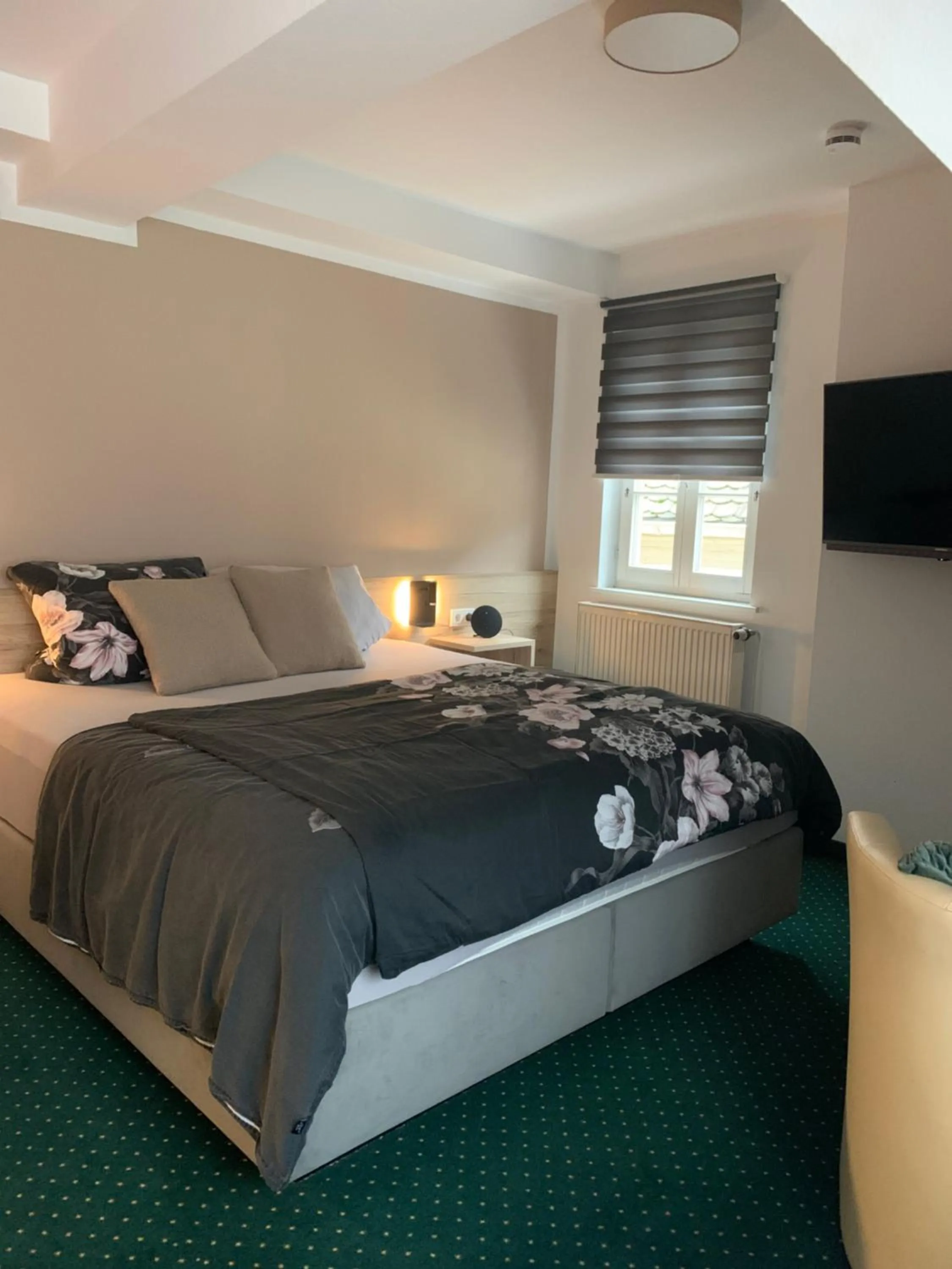 Bed in Hotel zur Post