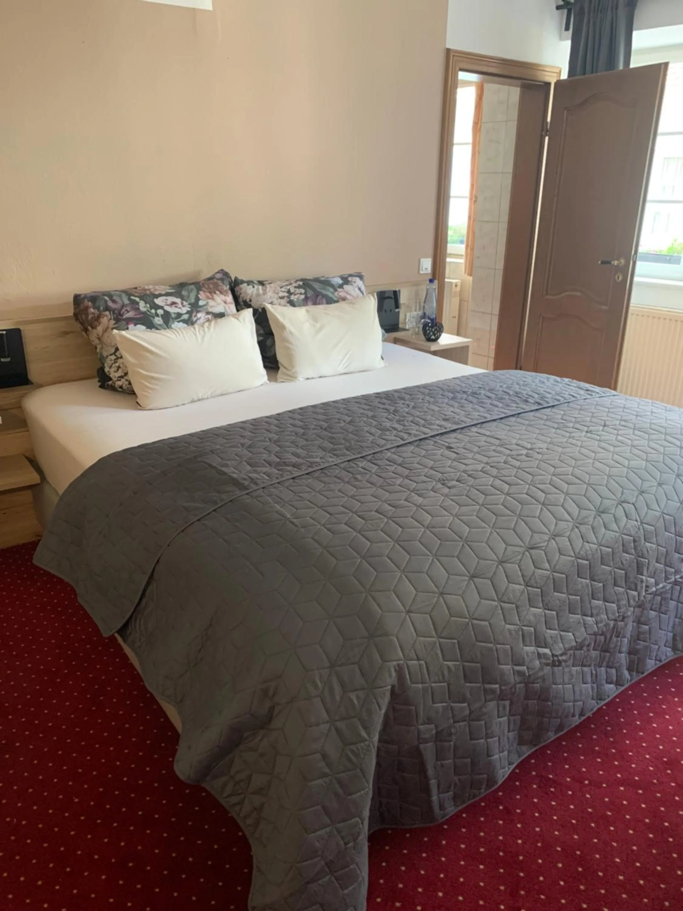 Bed in Hotel zur Post