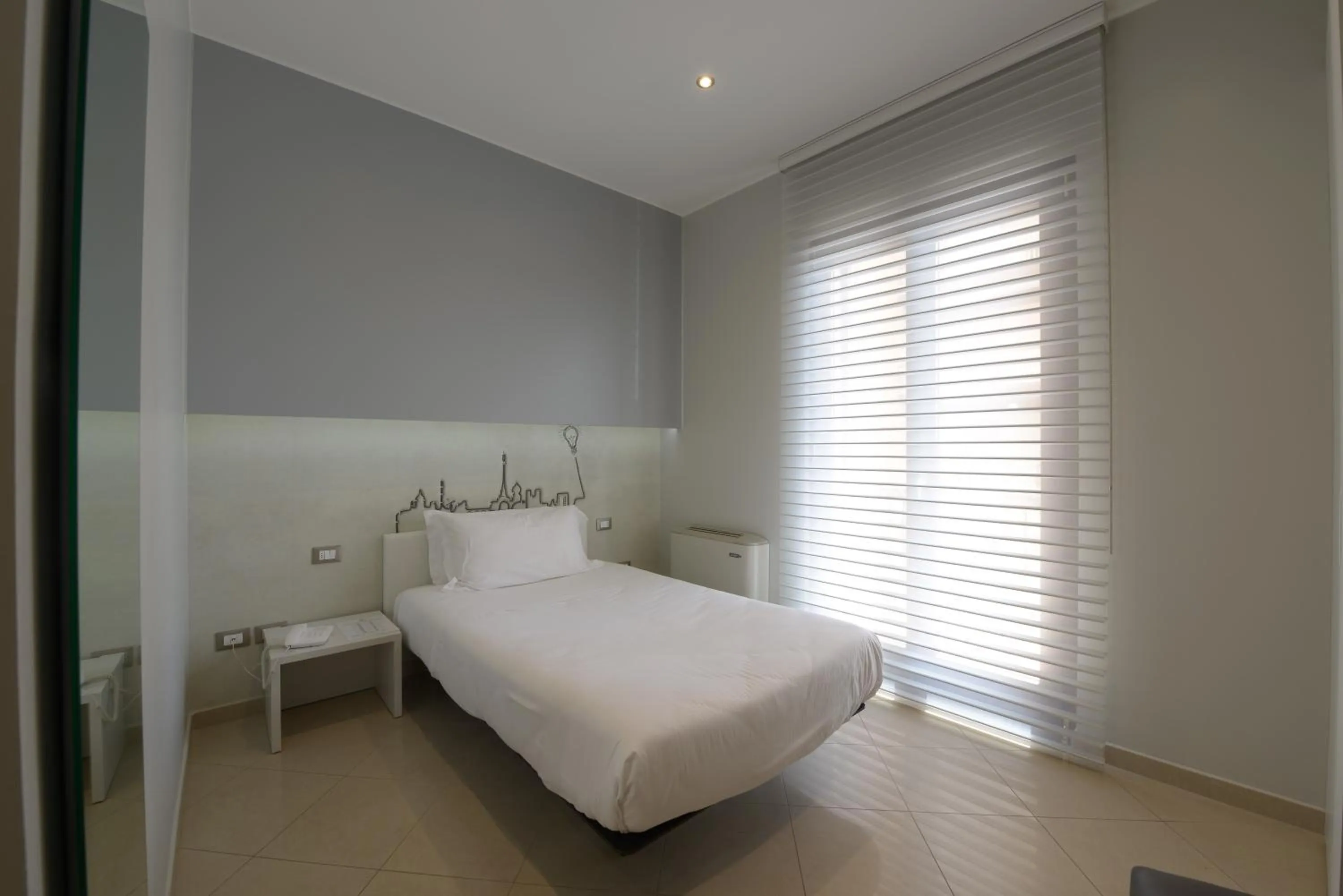 Shower, Bed in Imperiali Hotel