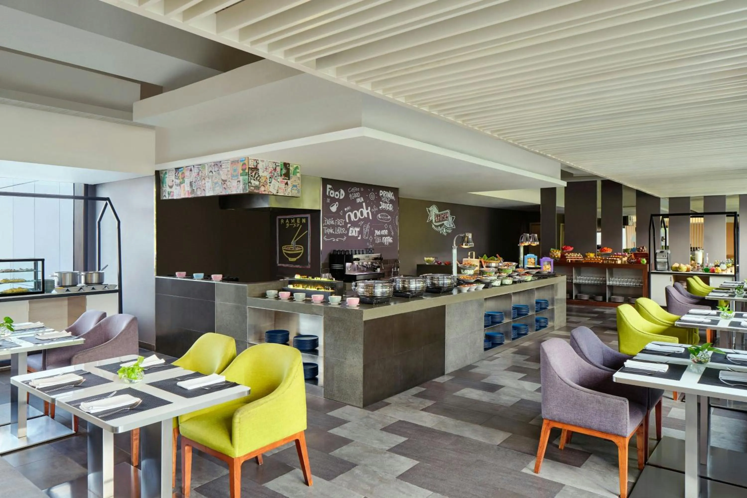 Restaurant/places to eat in Aloft Jakarta Wahid Hasyim