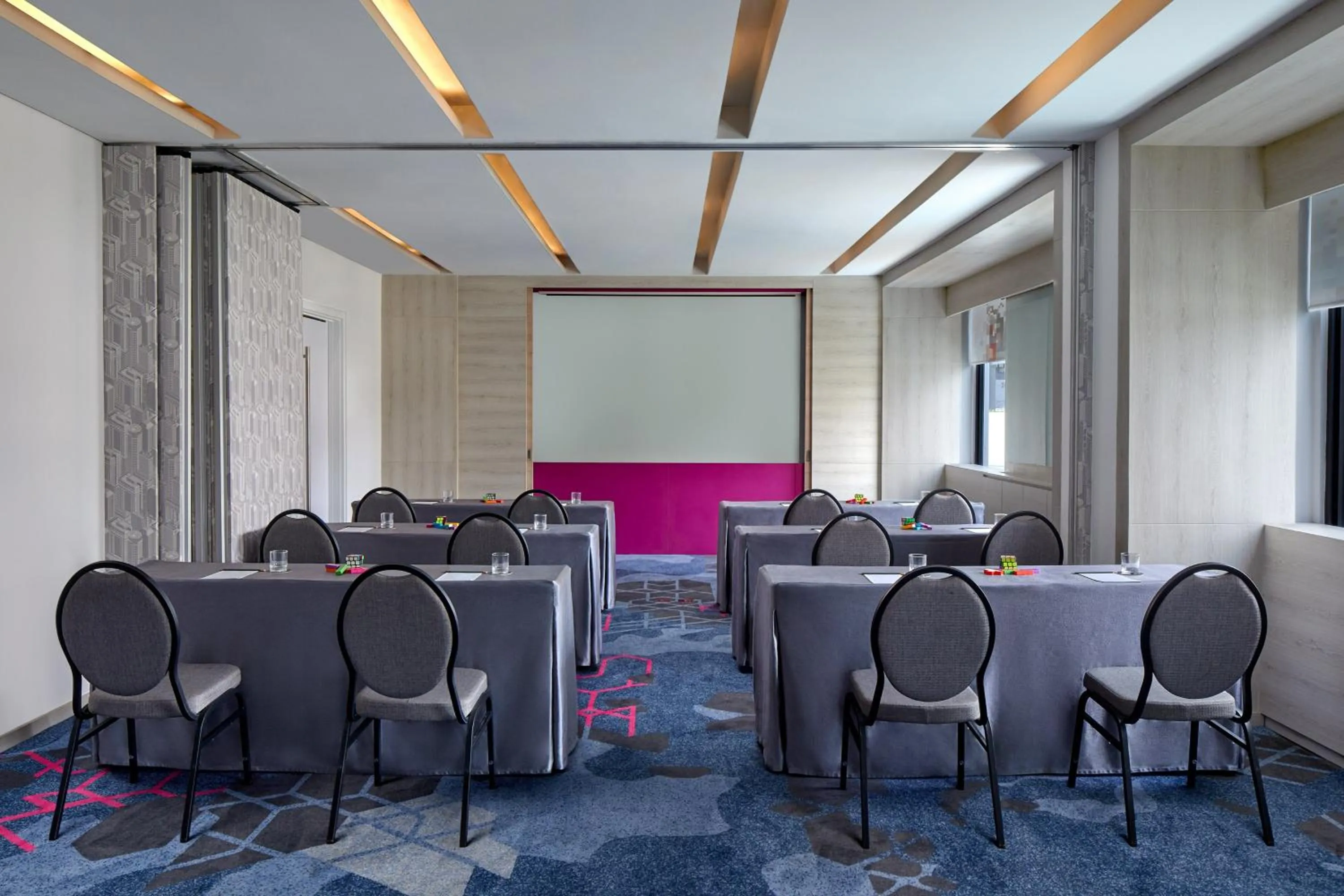 Meeting/conference room in Aloft Jakarta Wahid Hasyim