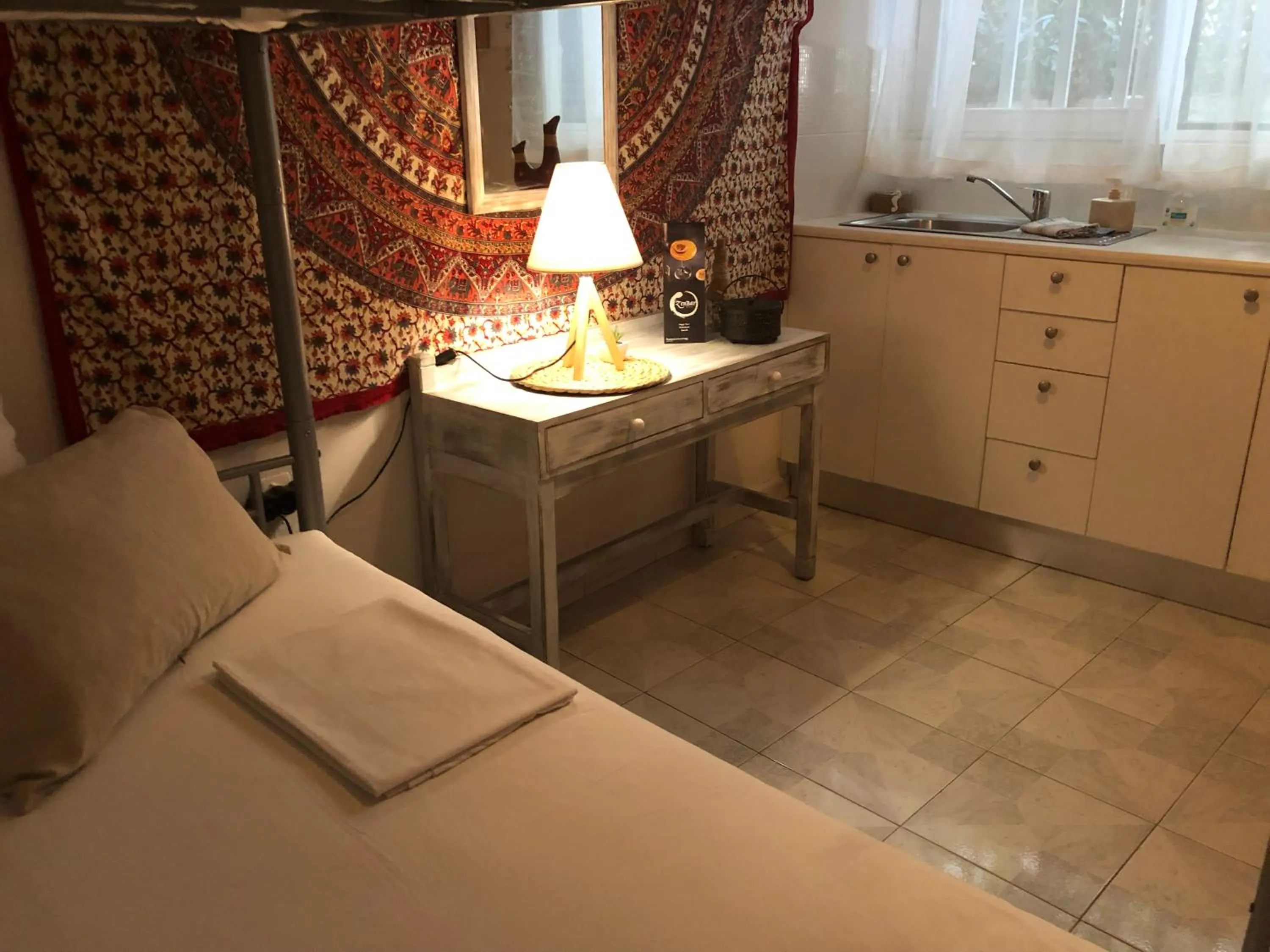 Bed in Rhodes Backpackers Boutique Hostel and Apartments