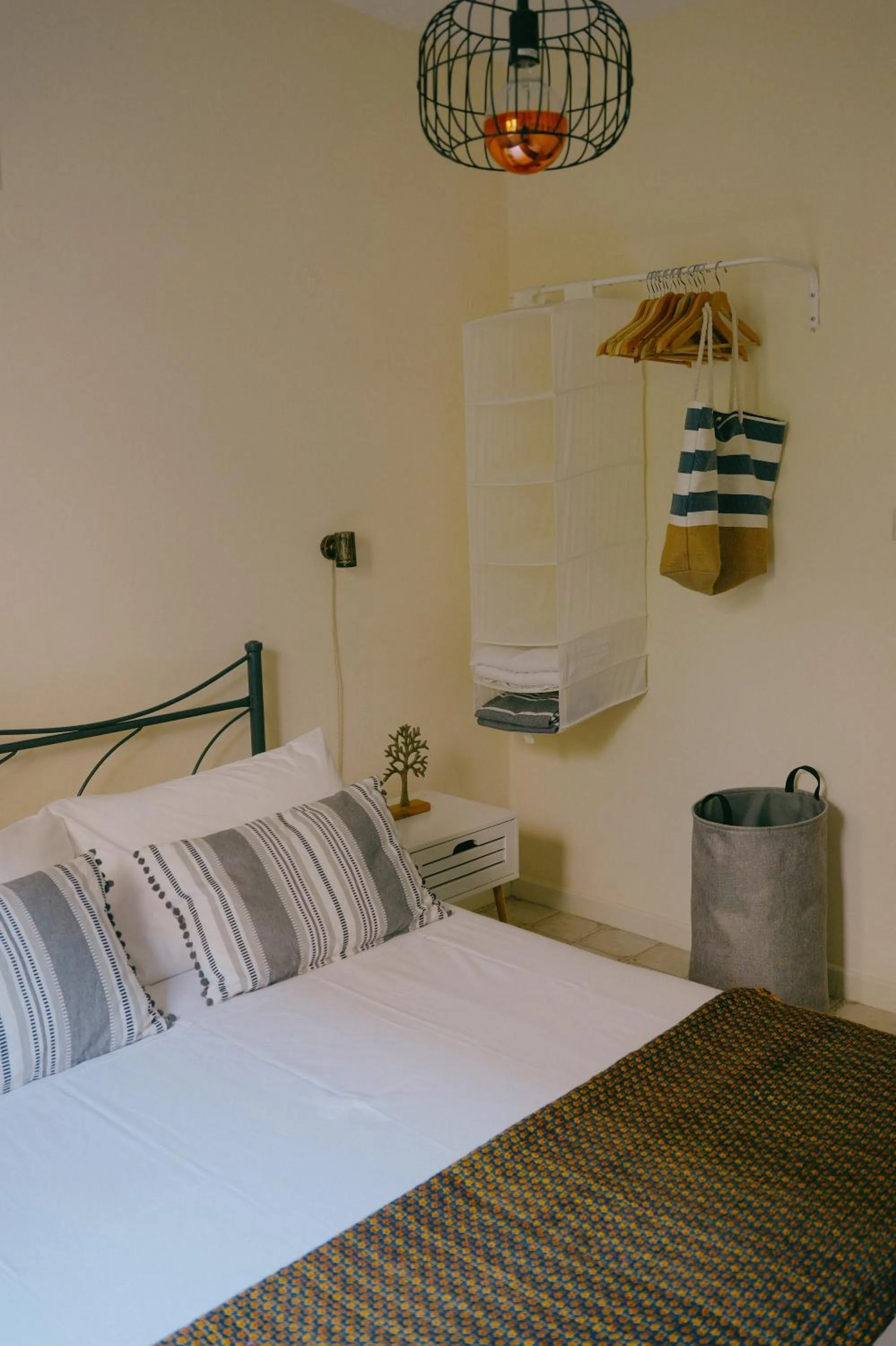 Bed in Rhodes Backpackers Boutique Hostel and Apartments