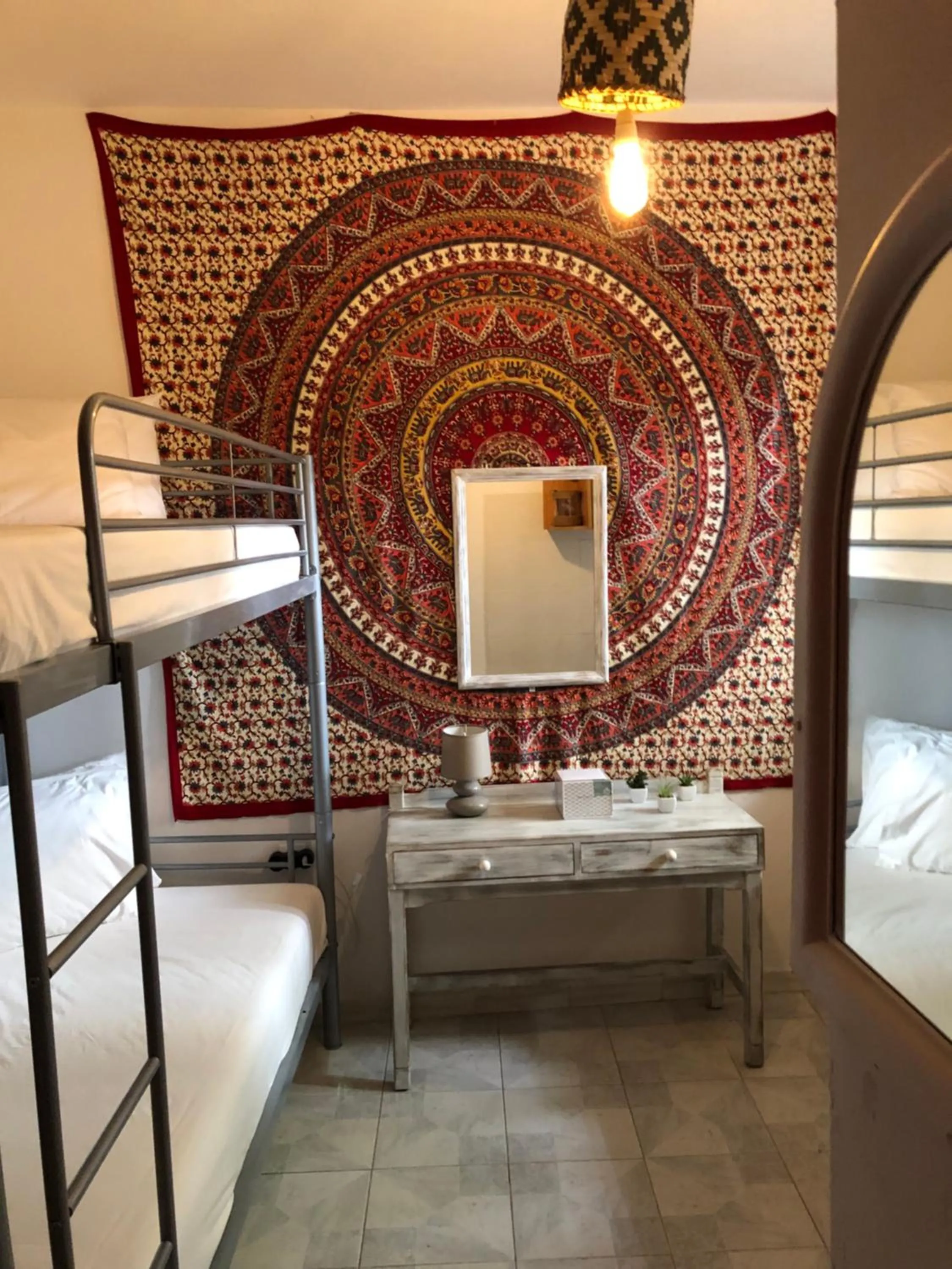 Bed in Rhodes Backpackers Boutique Hostel and Apartments