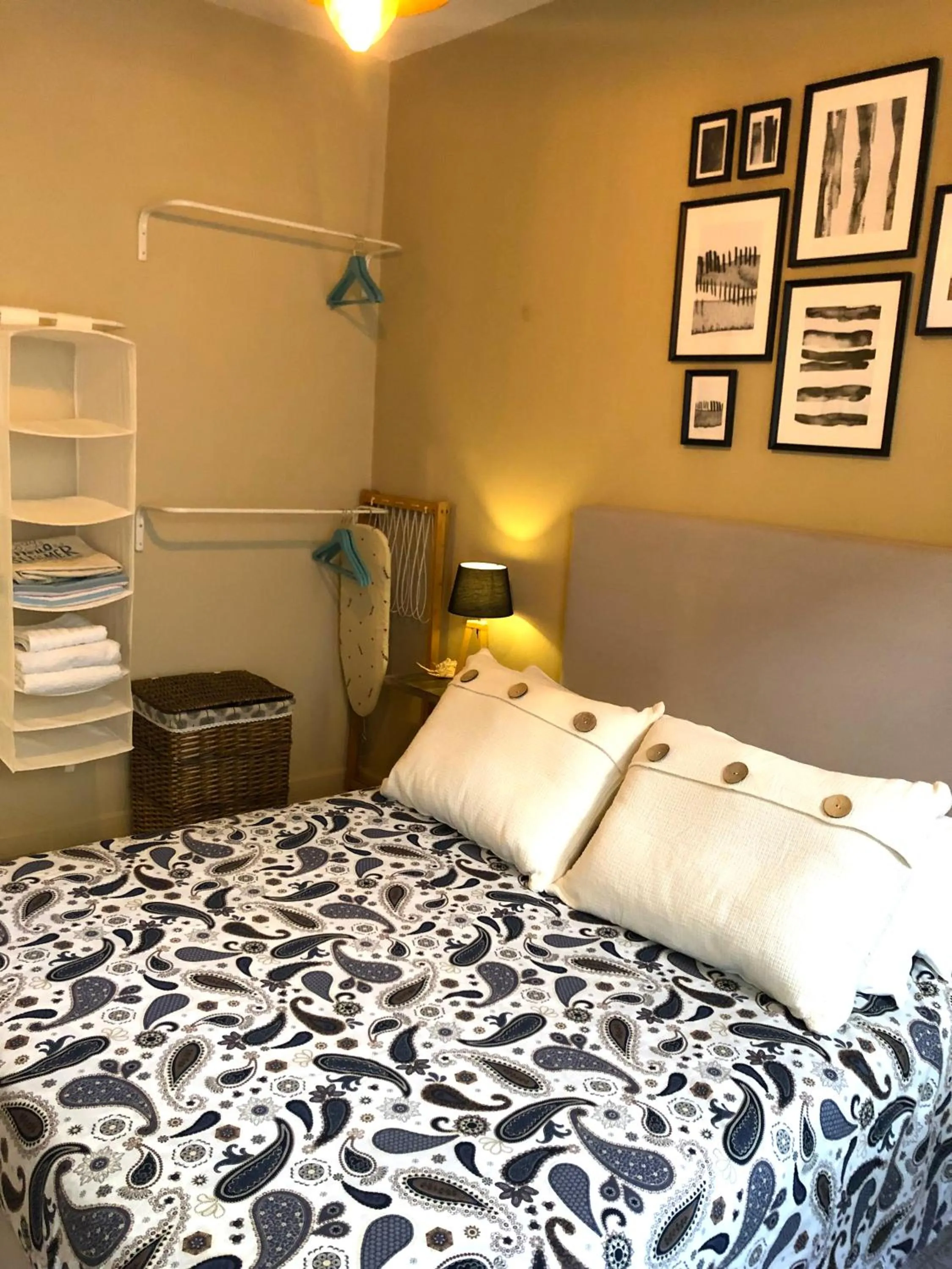 Bed in Rhodes Backpackers Boutique Hostel and Apartments