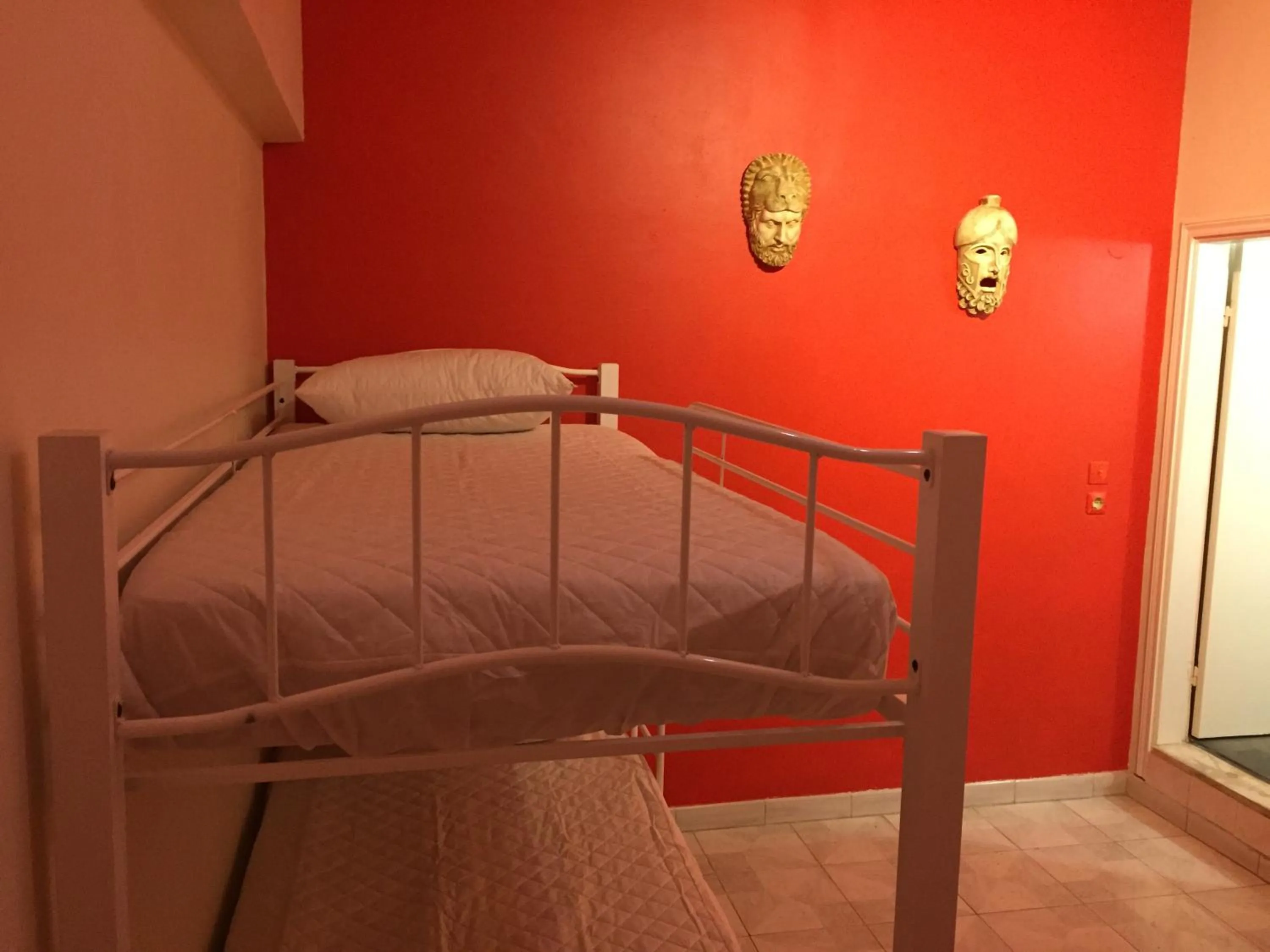 Bed in Rhodes Backpackers Boutique Hostel and Apartments