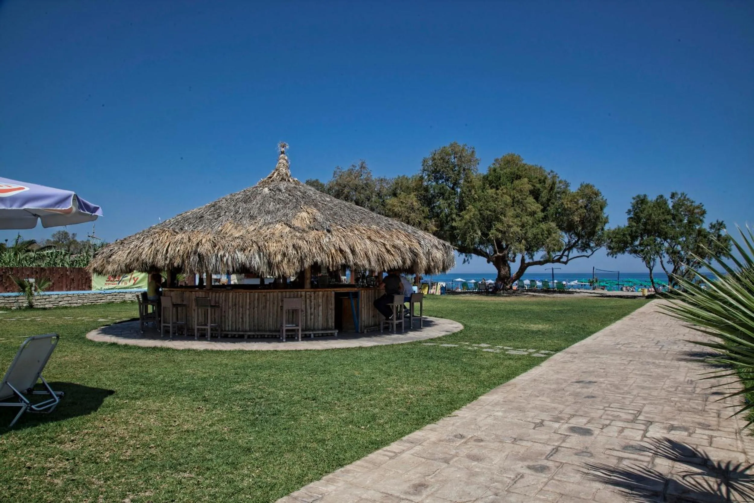 Spring in Gold Apartments