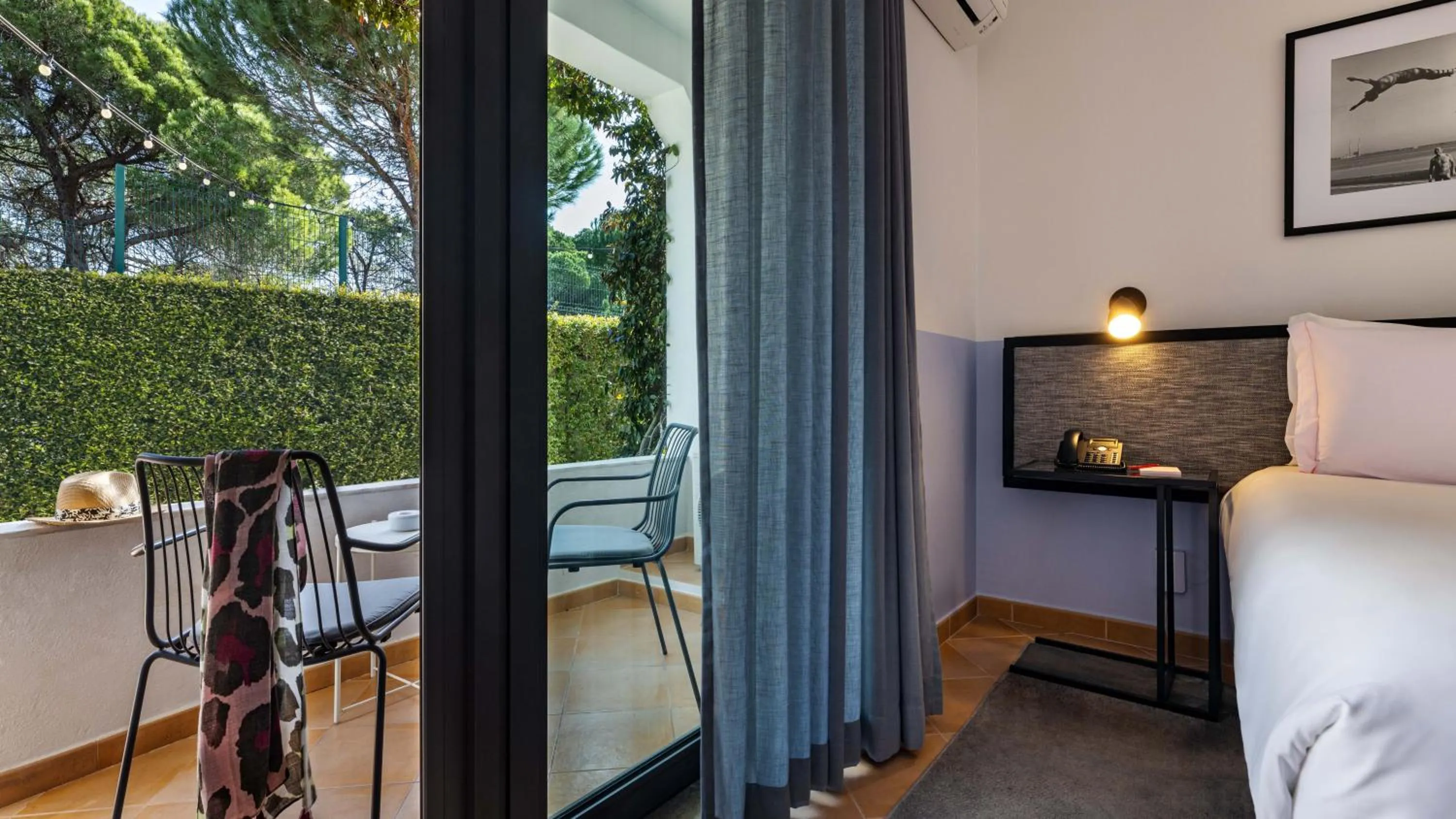 View (from property/room), Bed in The Magnolia Hotel