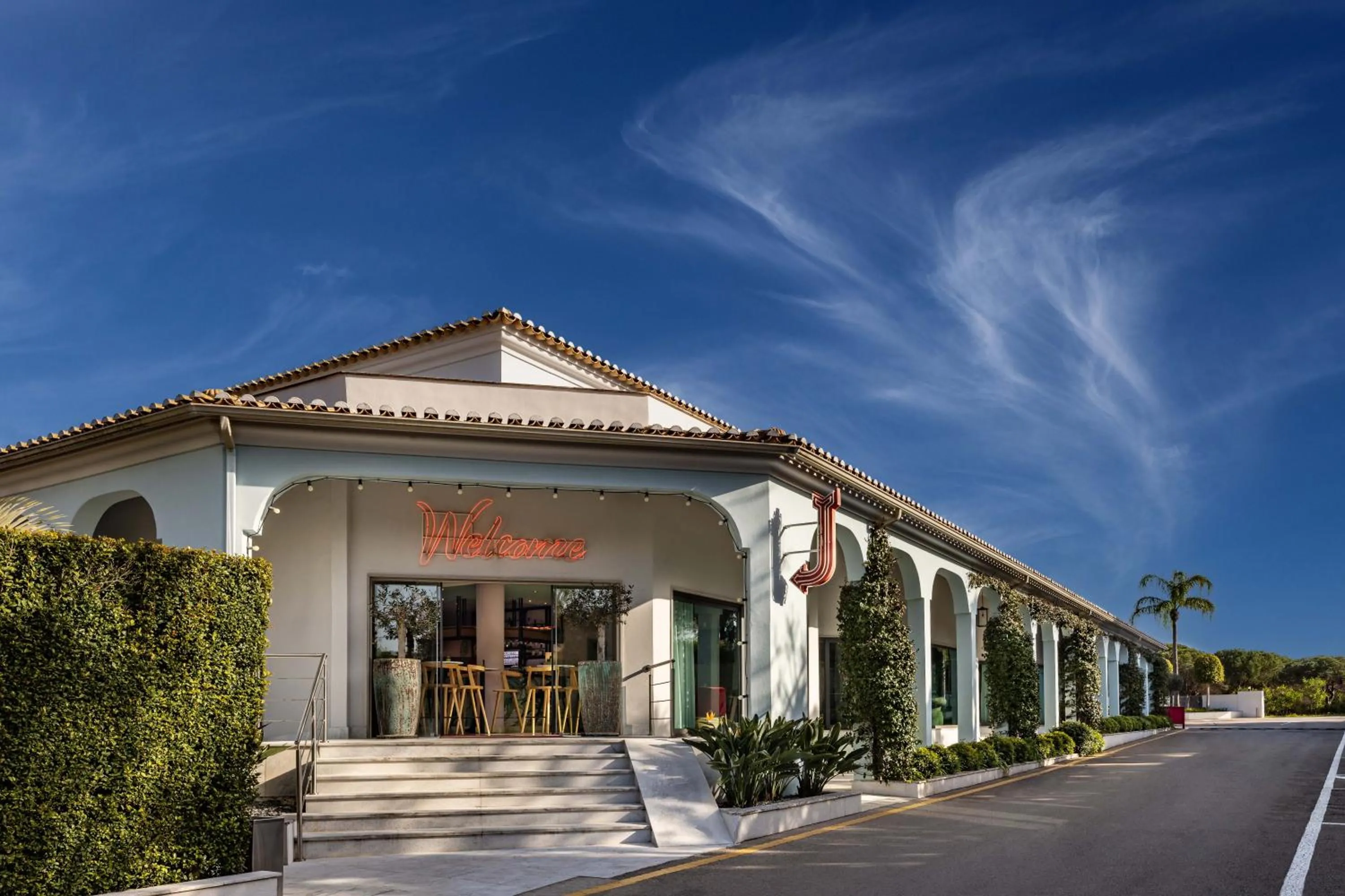 Property building in The Magnolia Hotel