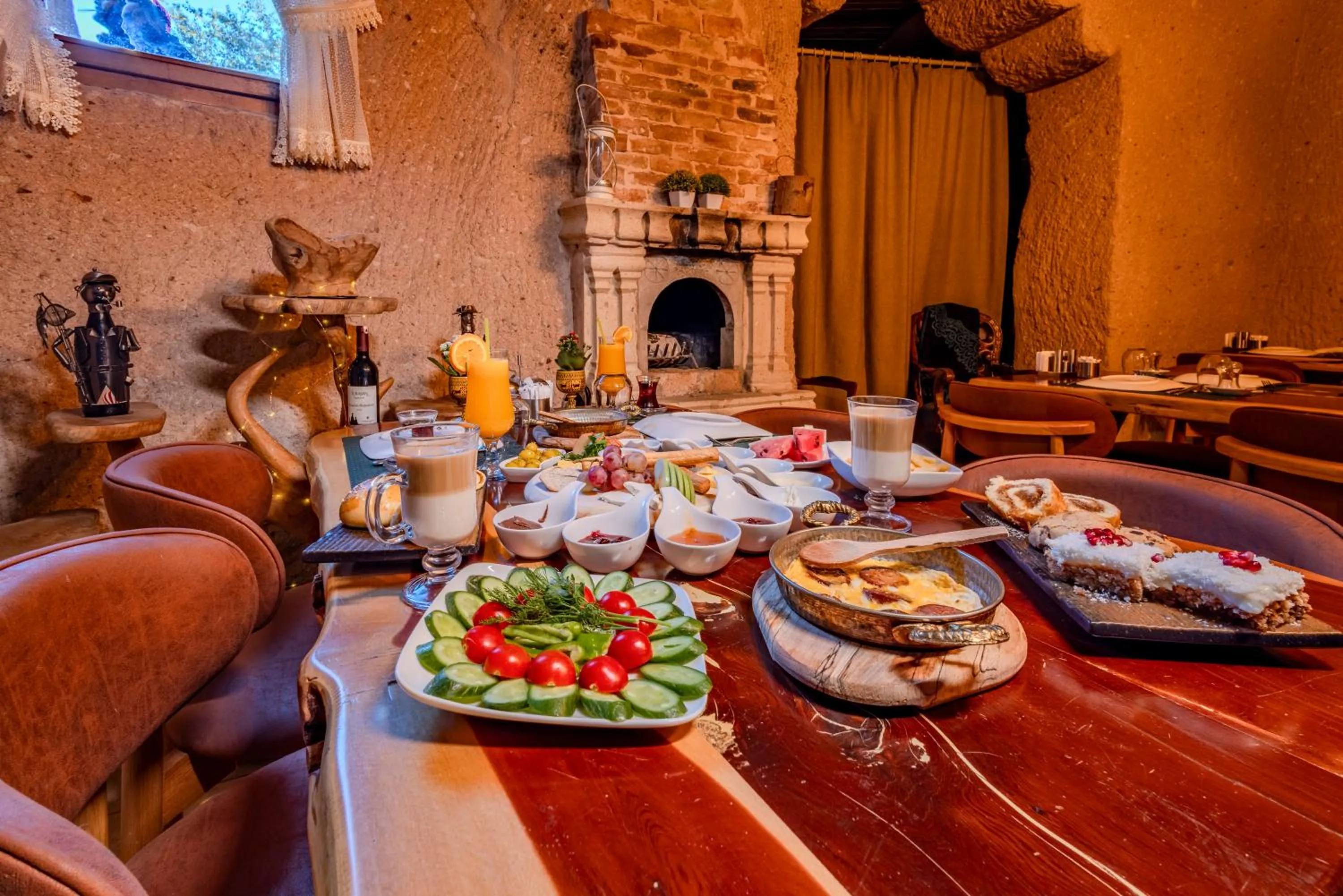 Food and drinks in Eyes Of Cappadocia Cave Hotel