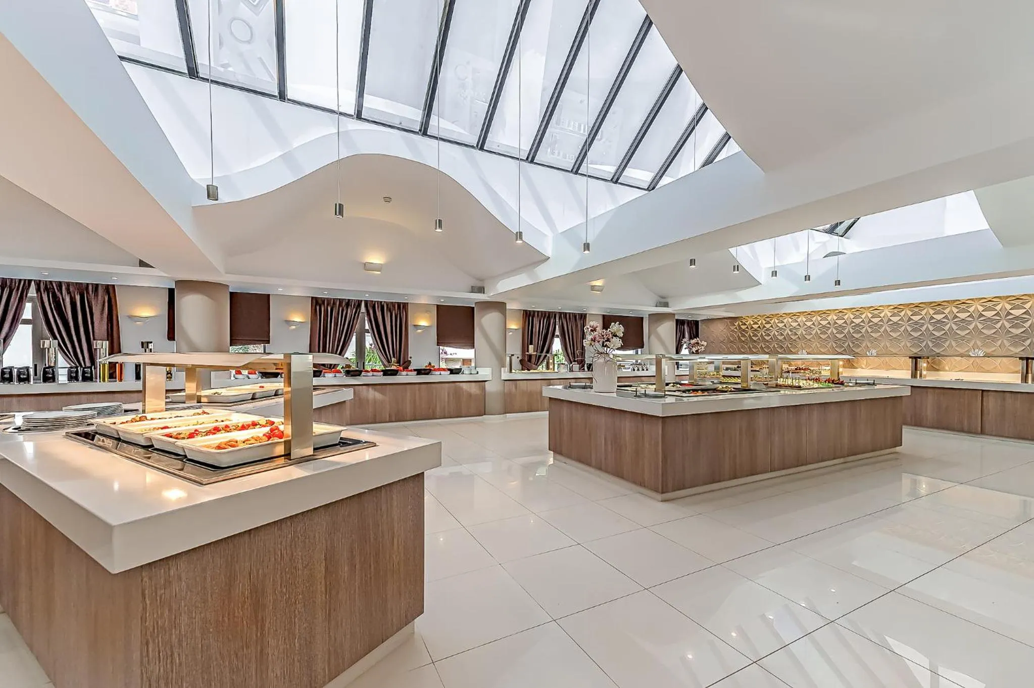 Restaurant/places to eat in Porto Platanias Beach Resort & Spa