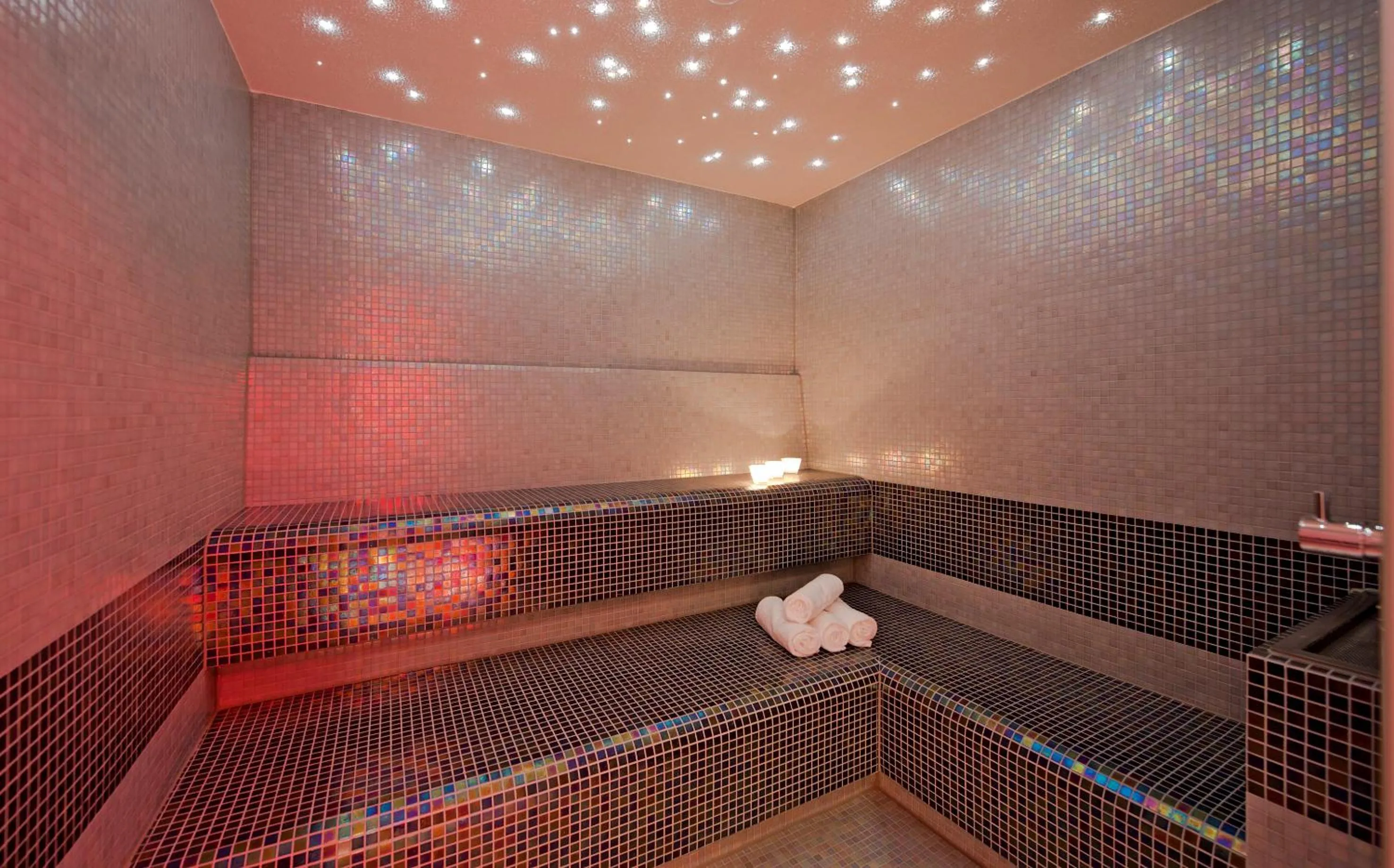 Steam room in Porto Platanias Beach Resort & Spa