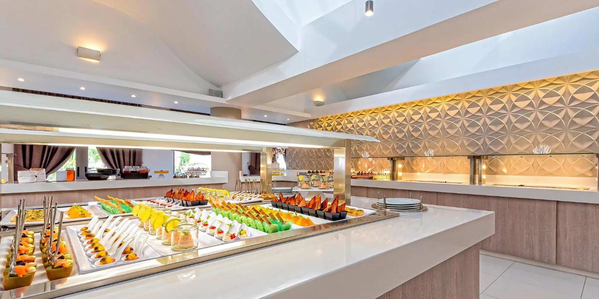 Restaurant/places to eat in Porto Platanias Beach Resort & Spa