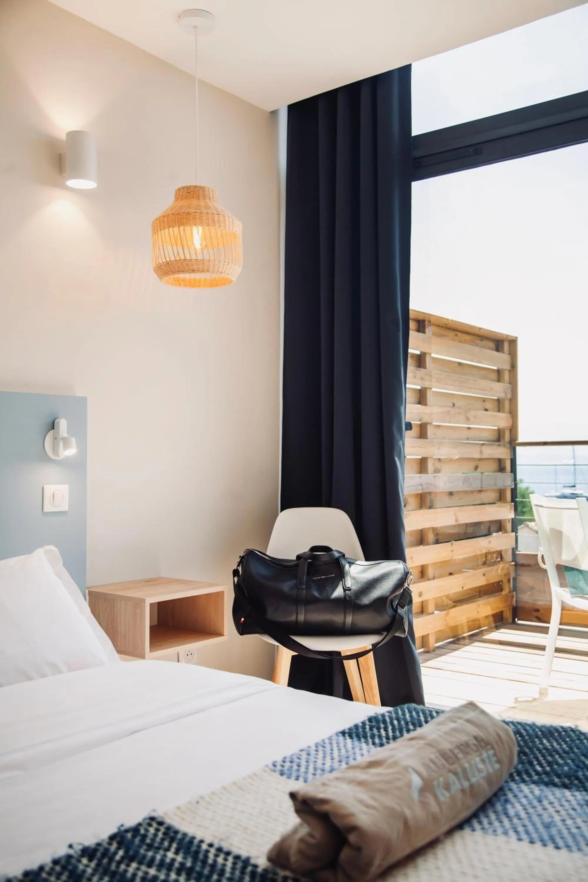 Photo of the whole room, Bed in Auberge Kallisté - Eco Label