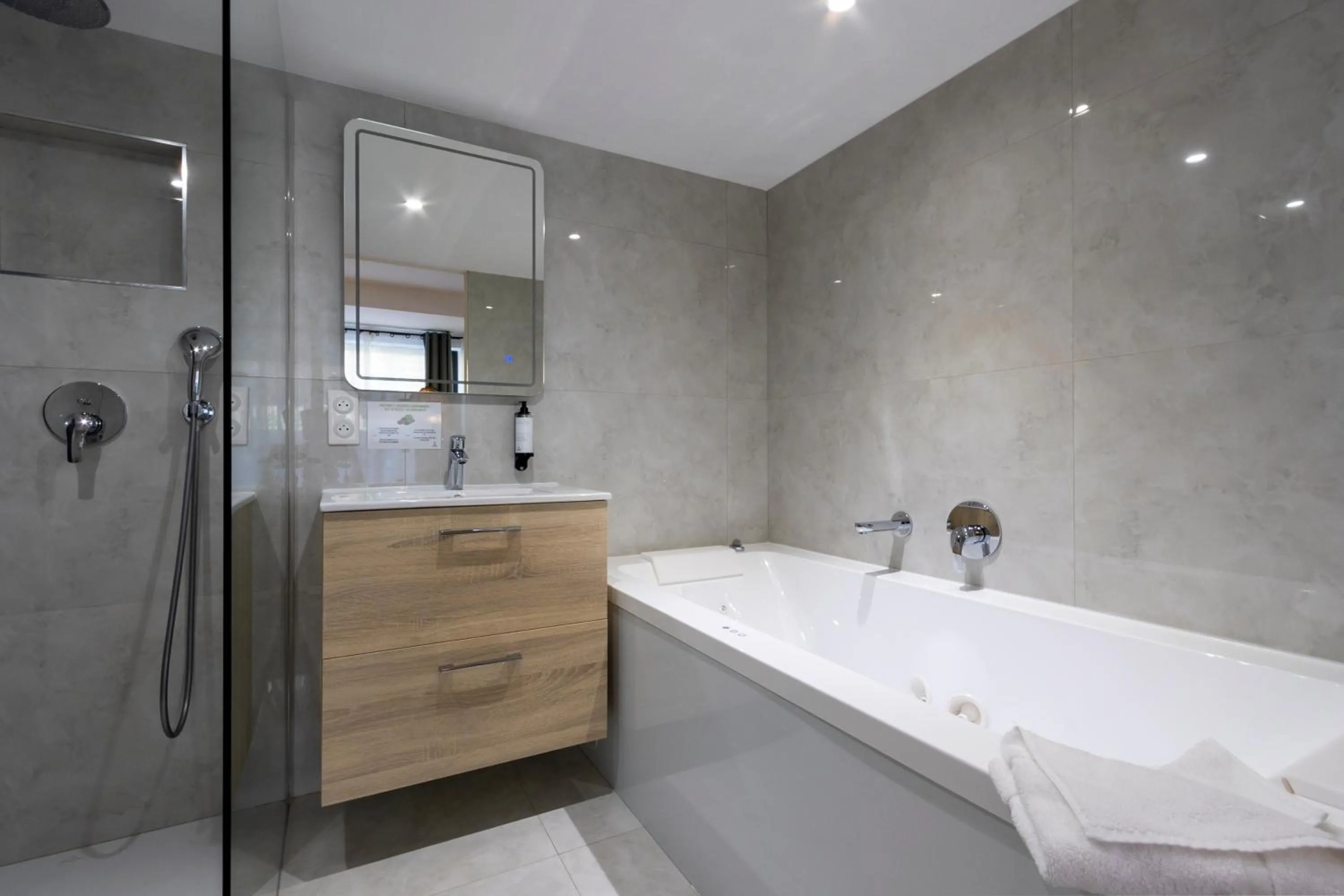 Bathroom in Auberge Kallisté - Eco Label