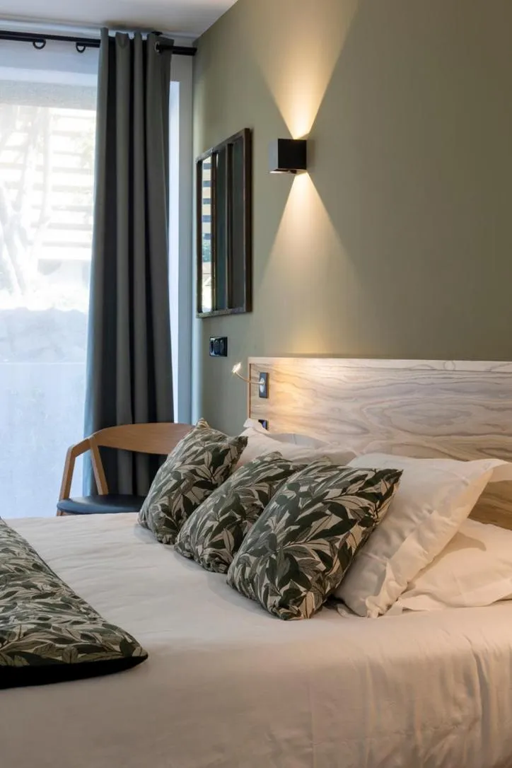 Bed in Auberge Kallisté - Eco Label