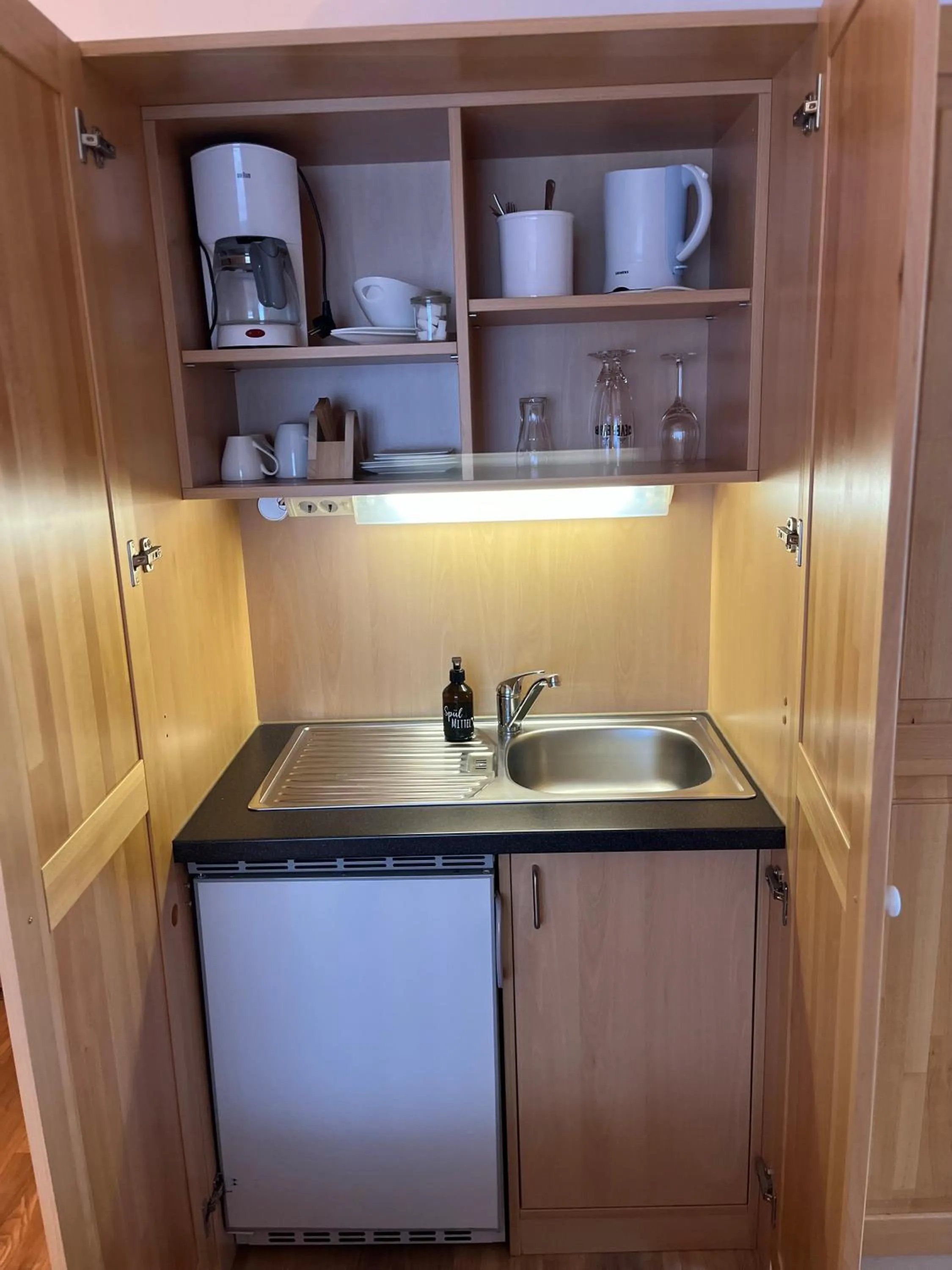 Kitchen or kitchenette in Landhotel Esen