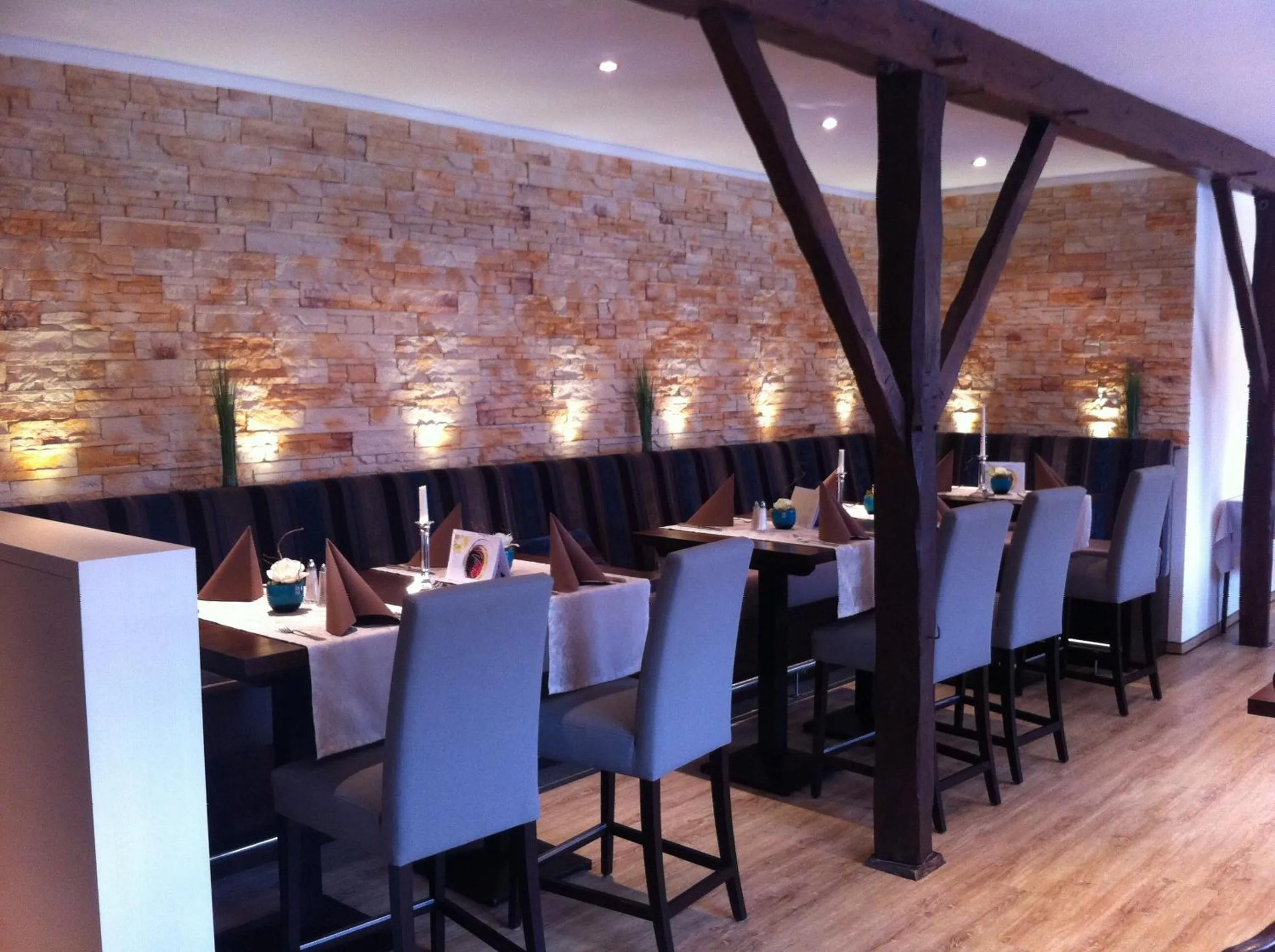 Restaurant/places to eat in Landhotel Esen