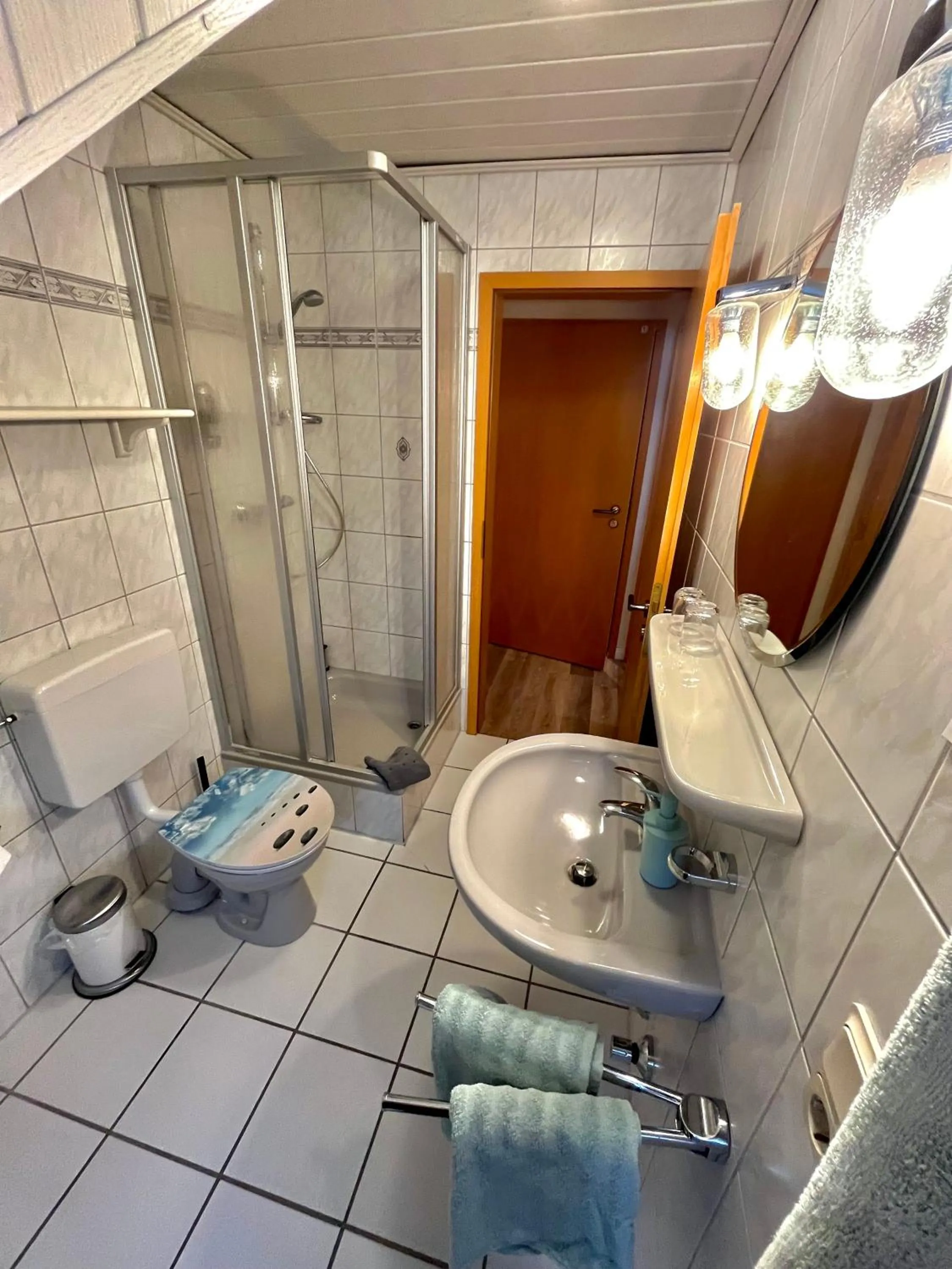 Bathroom in Landhotel Esen