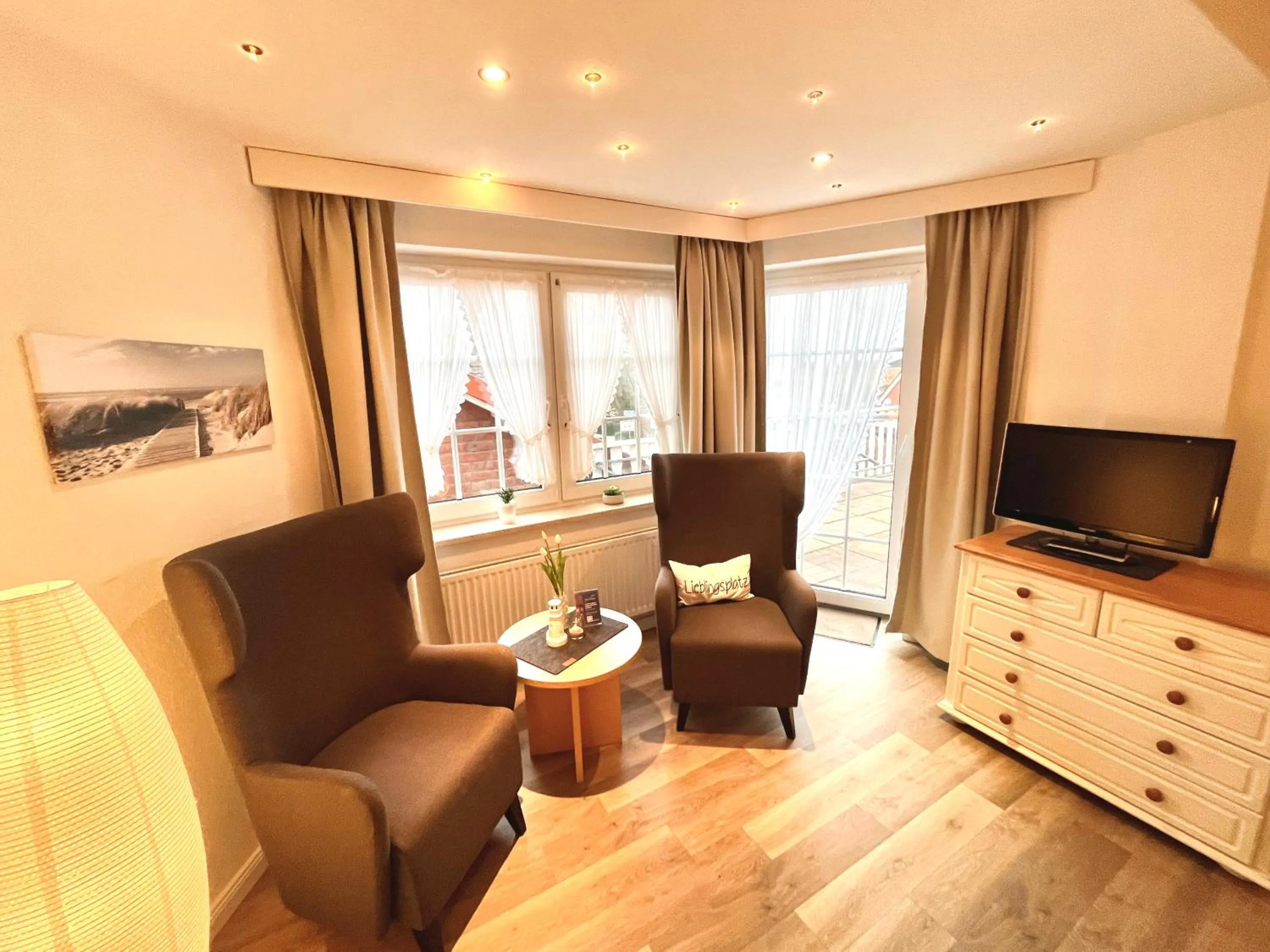 Photo of the whole room in Landhotel Esen