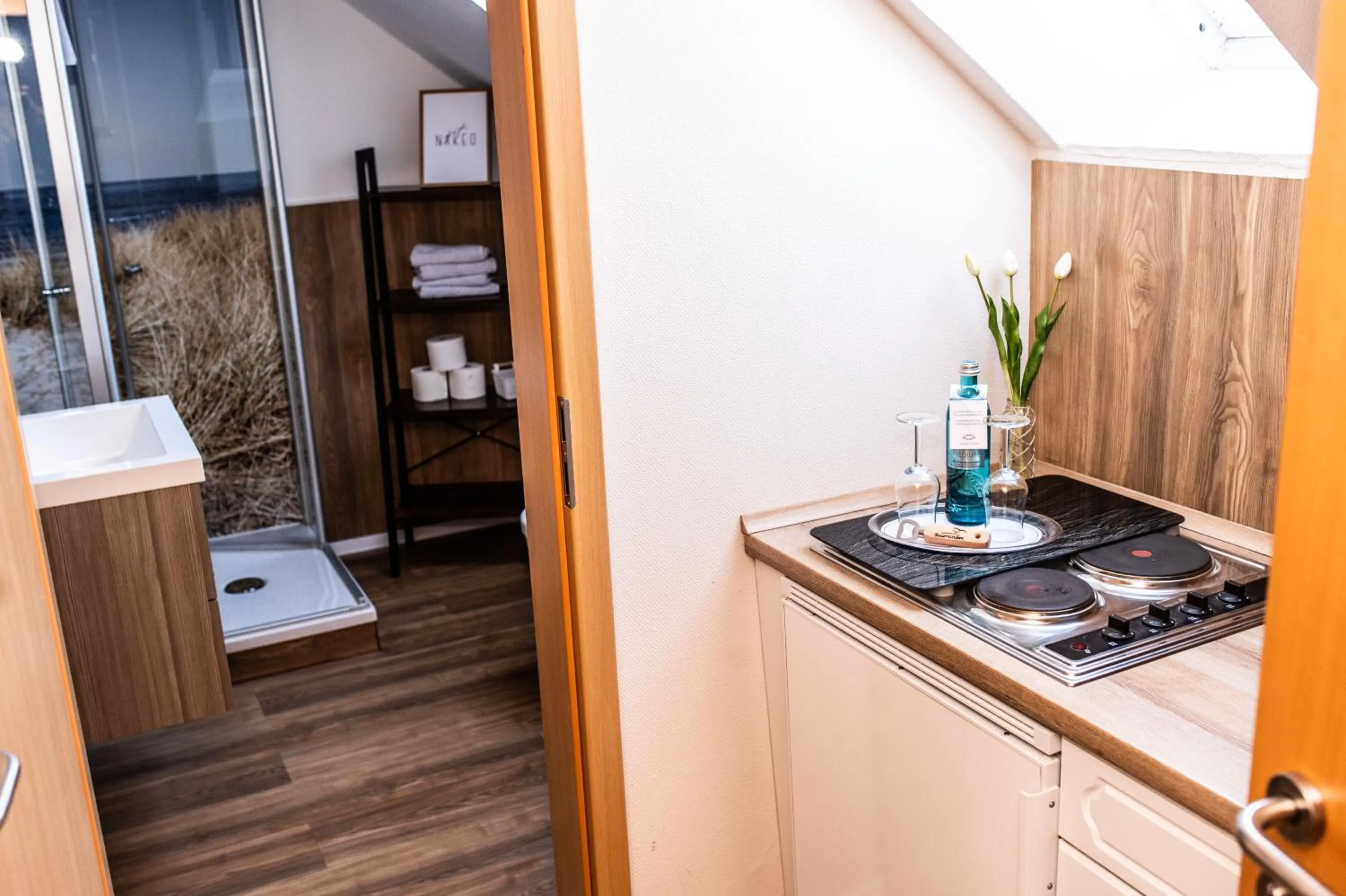 Photo of the whole room in Landhotel Esen