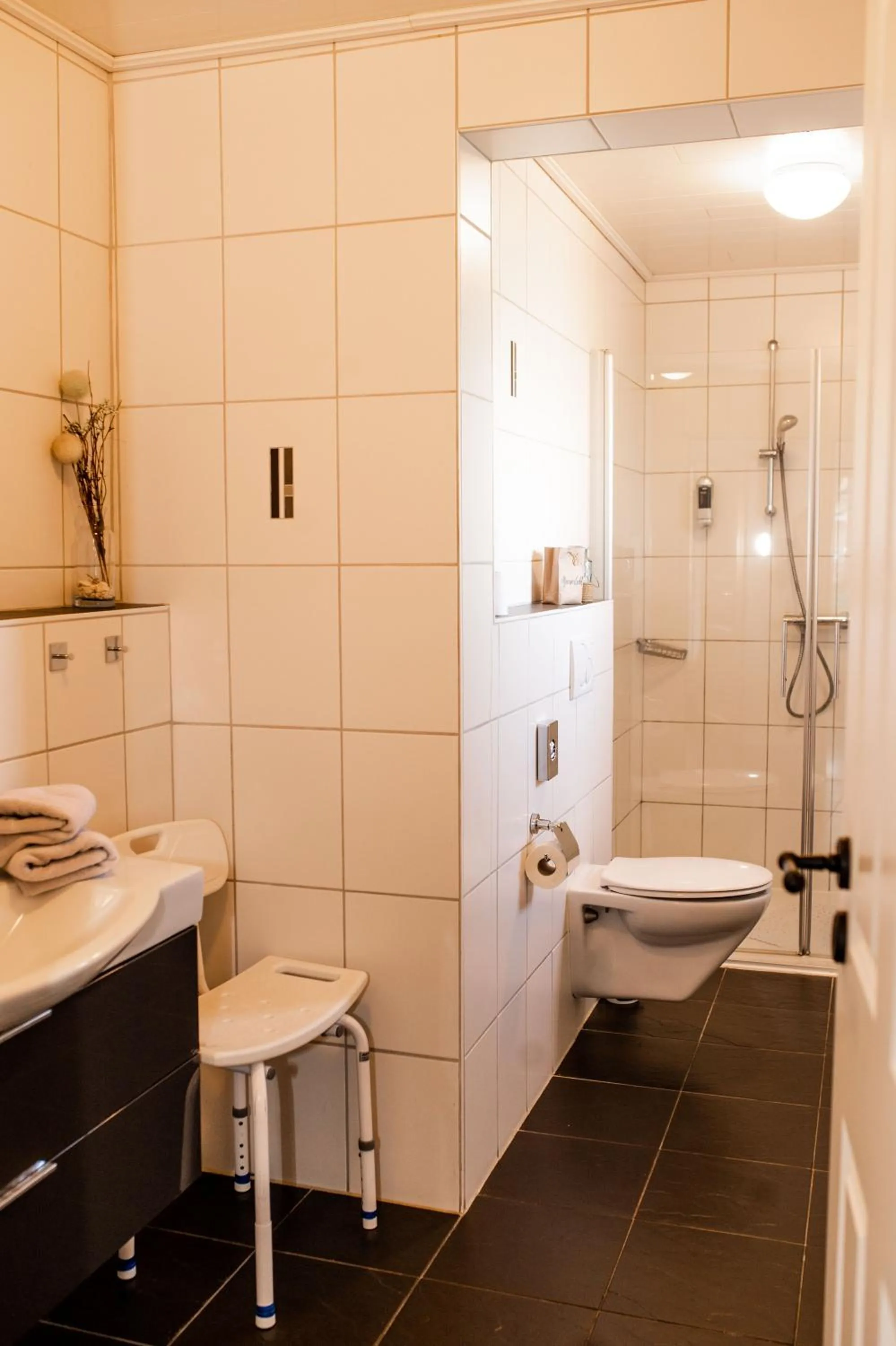 Bathroom in Landhotel Esen