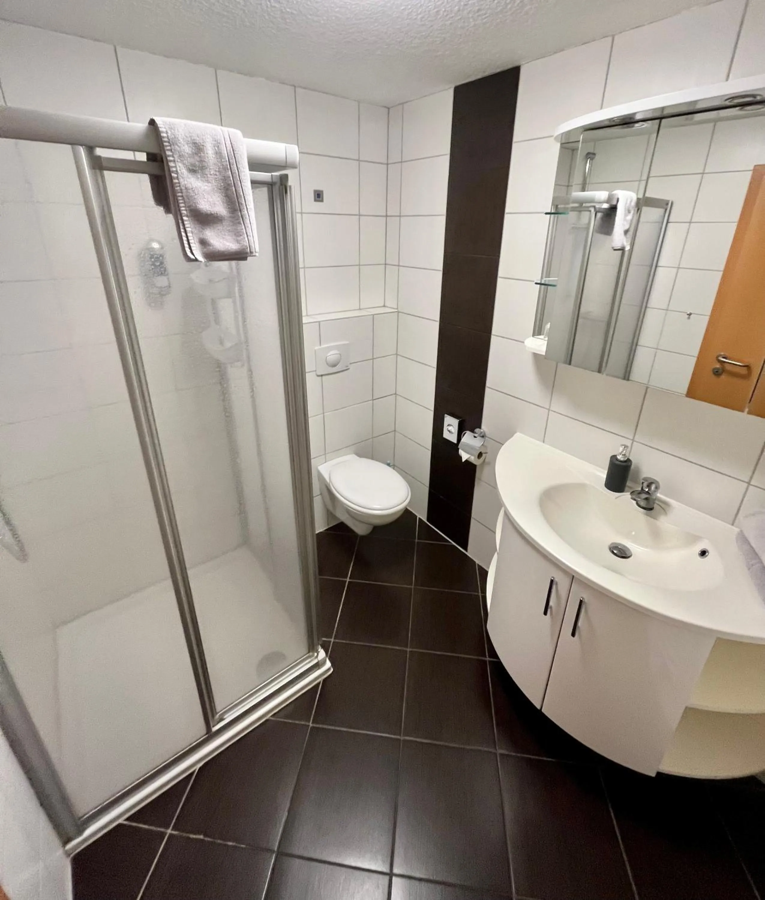 Bathroom in Landhotel Esen