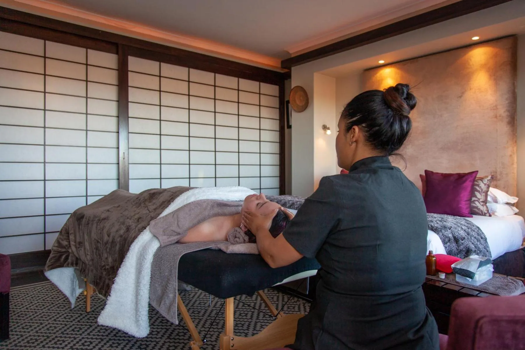 Massage in Inverdoorn Game Reserve Lodge