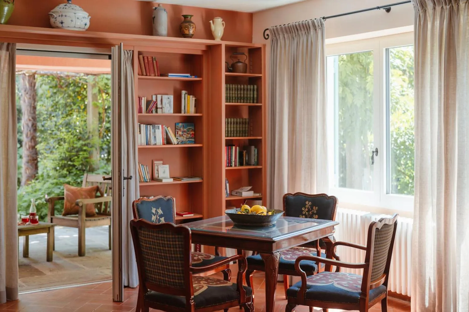 Library in Hotel Eden Roc - The Leading Hotels of the World